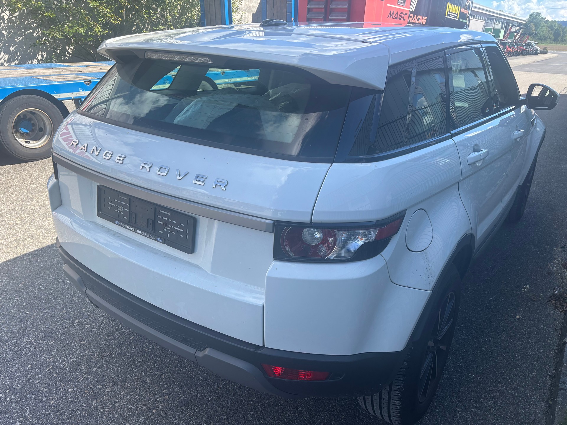 LAND ROVER Range Rover Evoque 2.2eD4 Prestige 2WD-image-3
