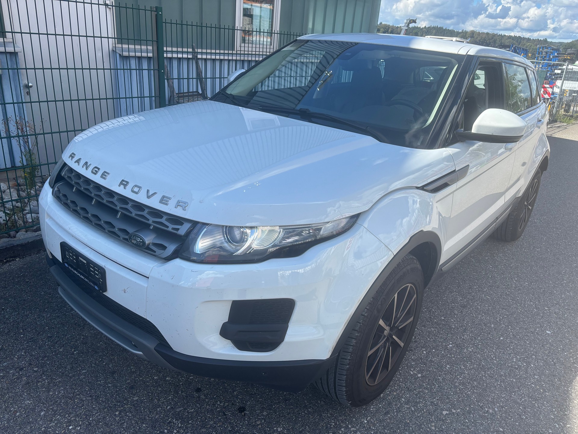 LAND ROVER Range Rover Evoque 2.2eD4 Prestige 2WD-image-0