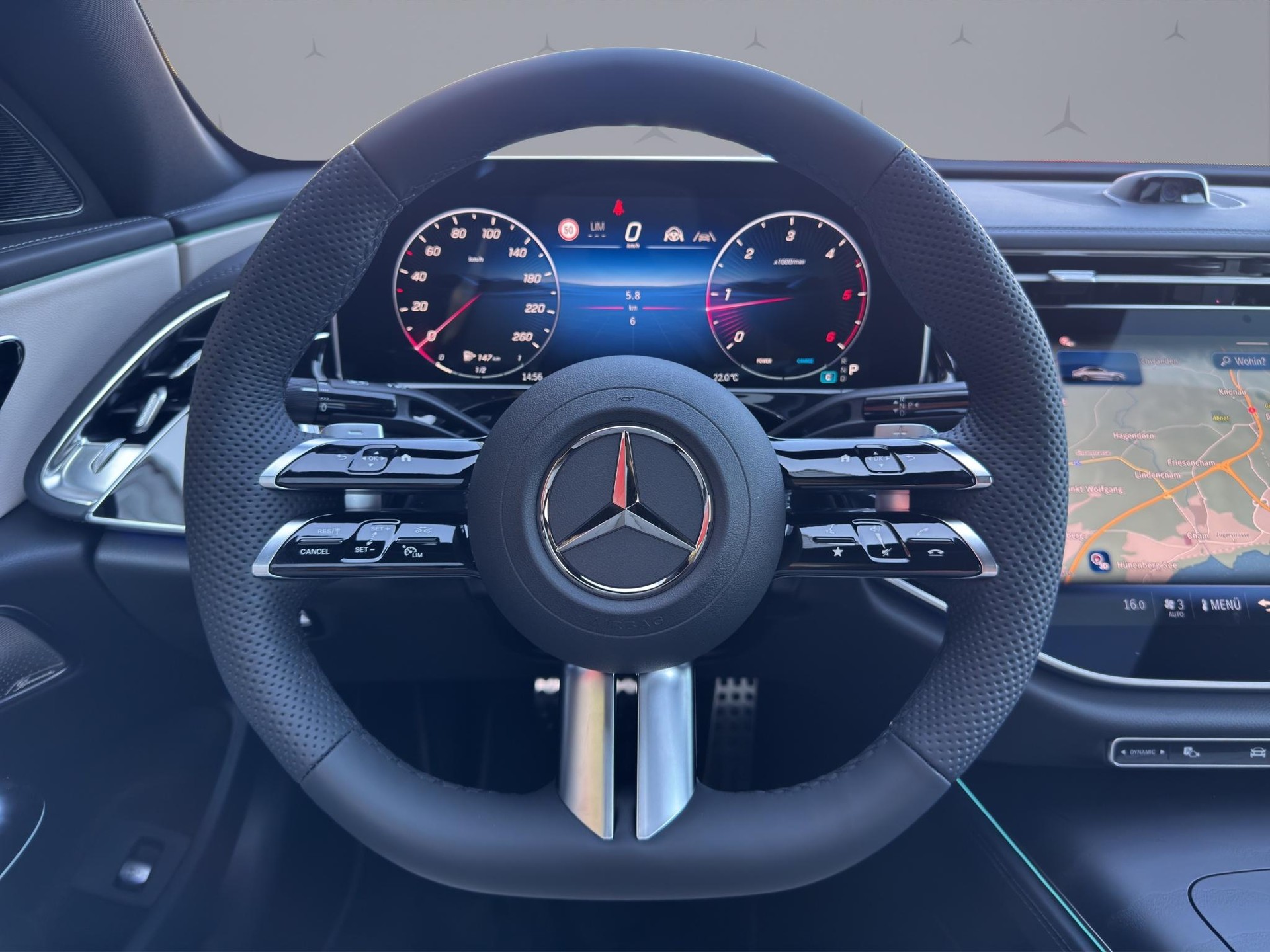 MERCEDES-BENZ E-Klasse W214 E 220 d AMG Line 4matic-image-11