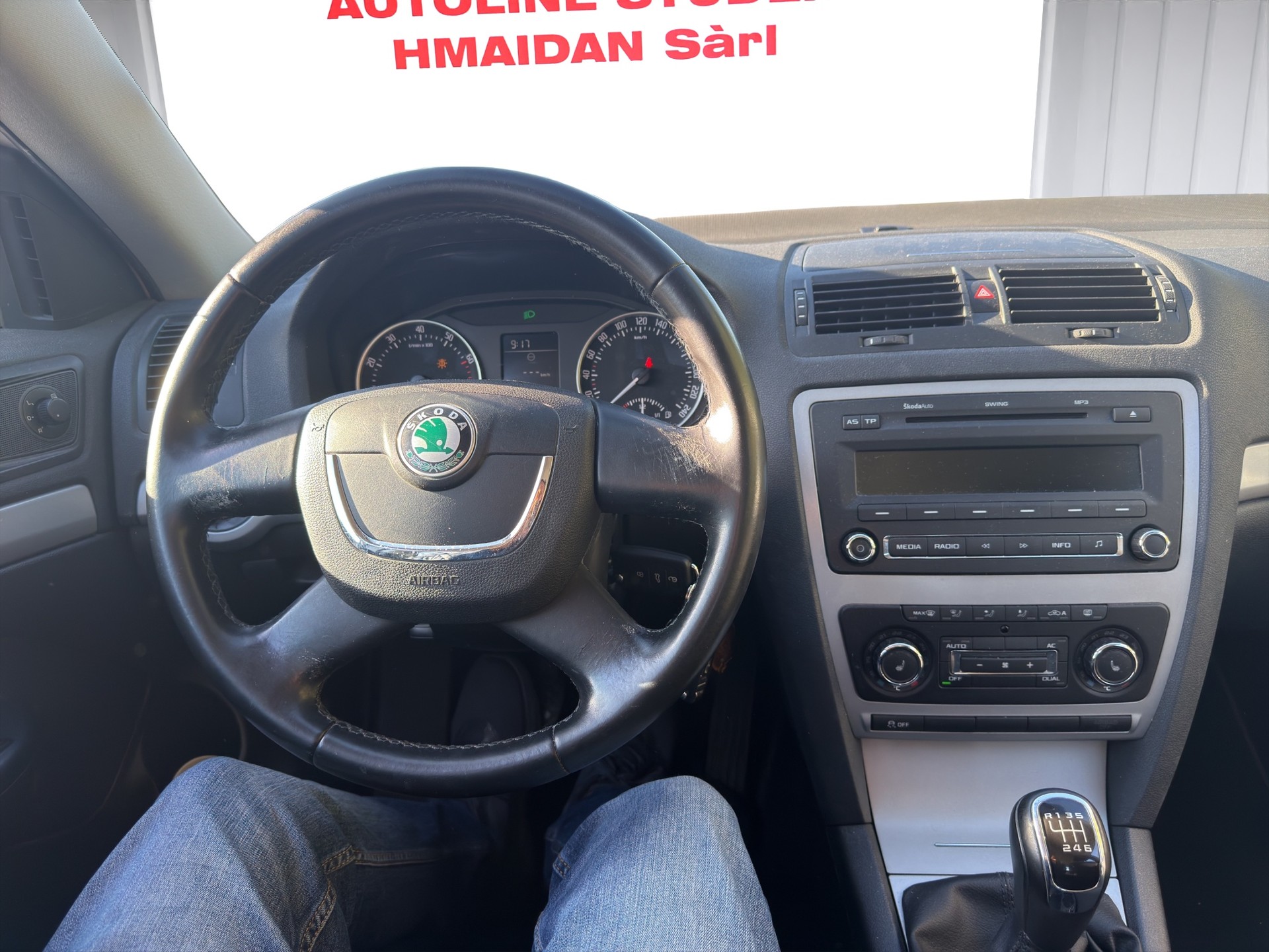 SKODA Octavia 1.8 TSI Ambition-image-7
