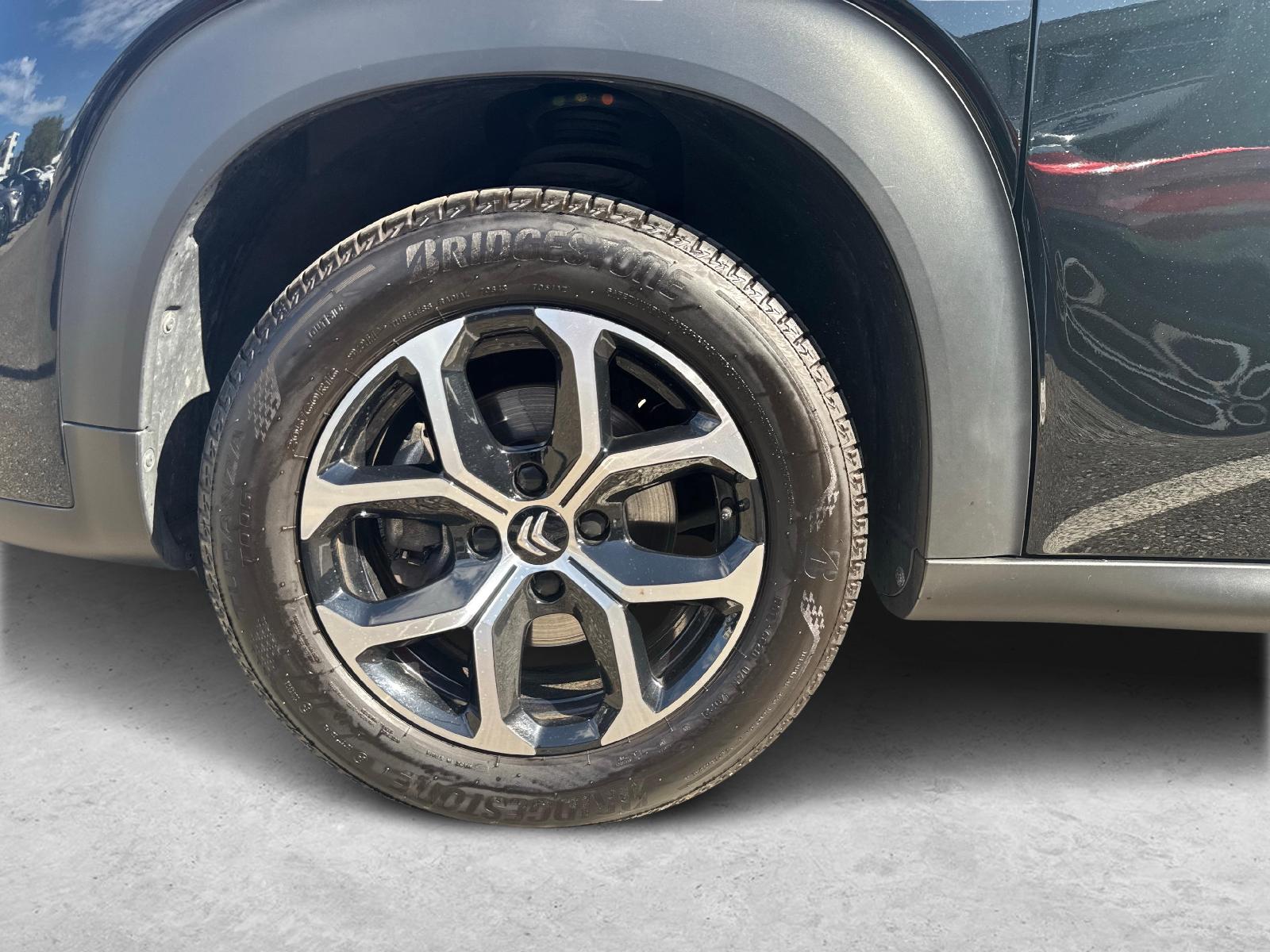 CITROEN C3 Aircross 1.2 PureTech 130 Shine-image-17