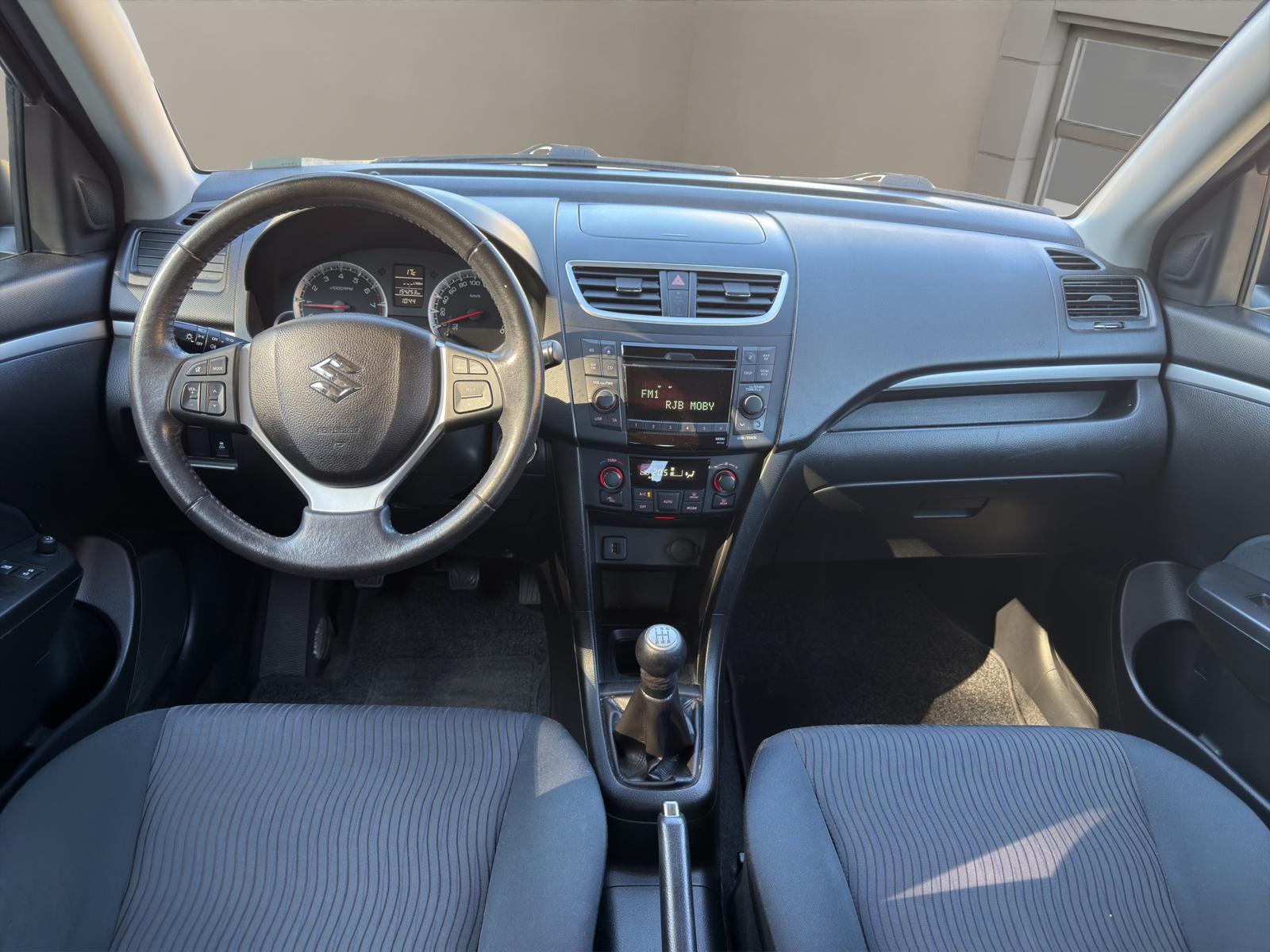 SUZUKI Swift 1.2i 16V GL Top 4x4-image-10