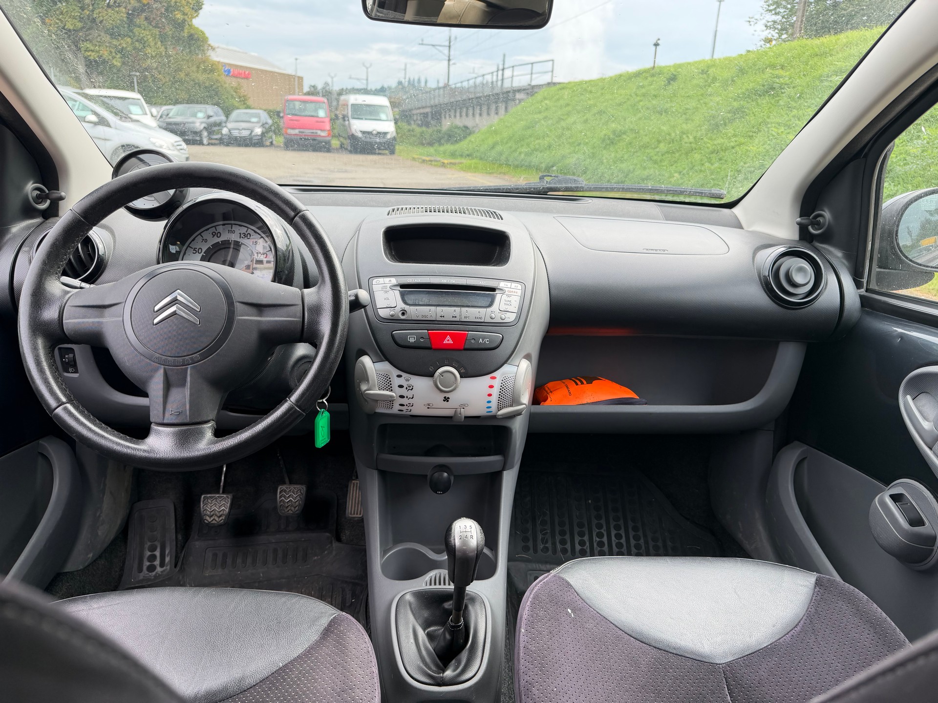 CITROEN C1 1.0i Edition-image-8