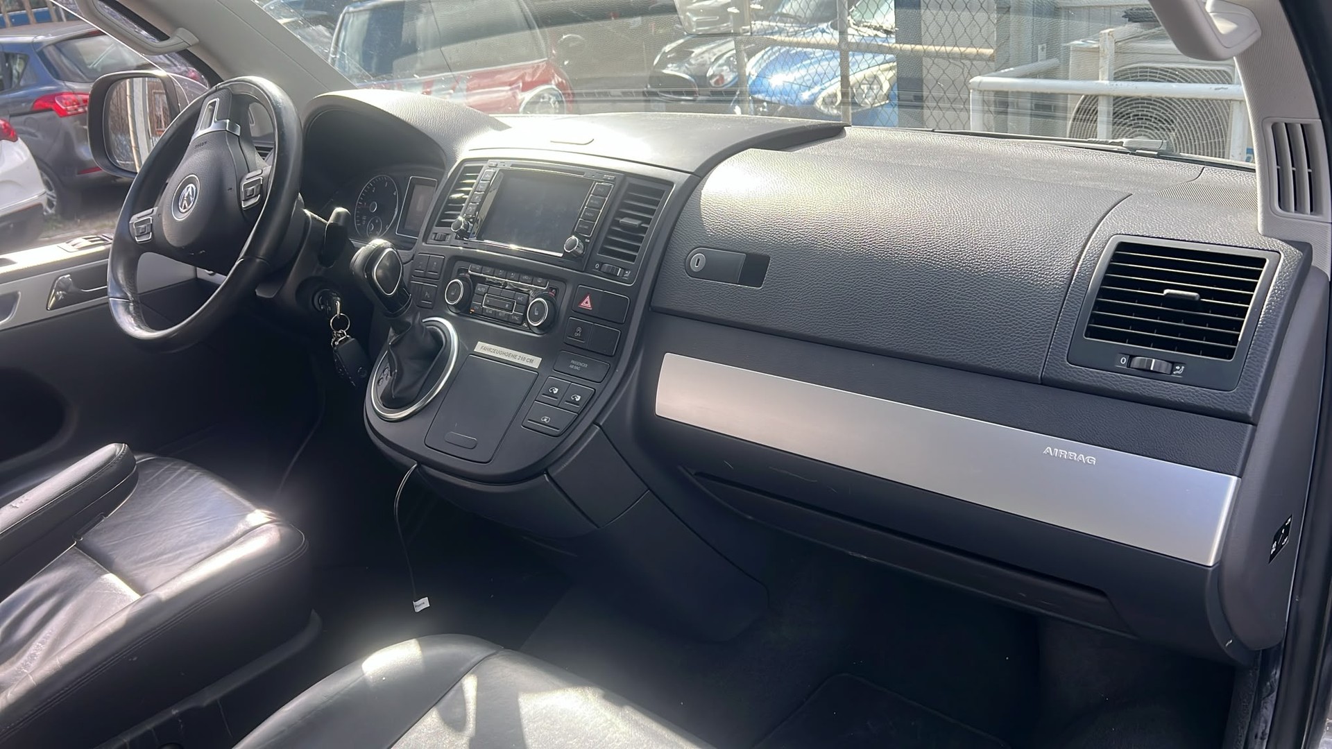 VW T5 Multivan 2.0 Bi-TDI CR HL Last Ed. 4Motion DSG-image-3