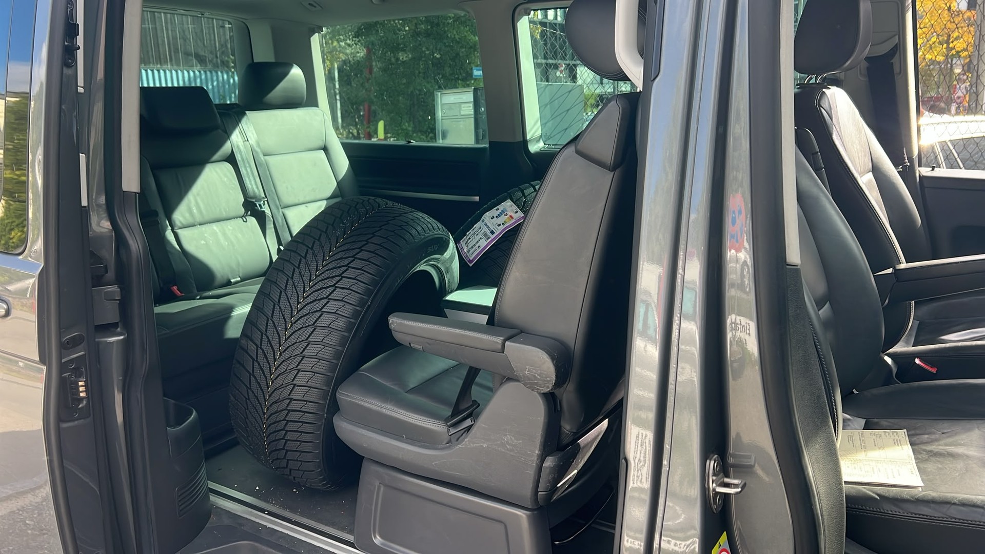 VW T5 Multivan 2.0 Bi-TDI CR HL Last Ed. 4Motion DSG-image-2