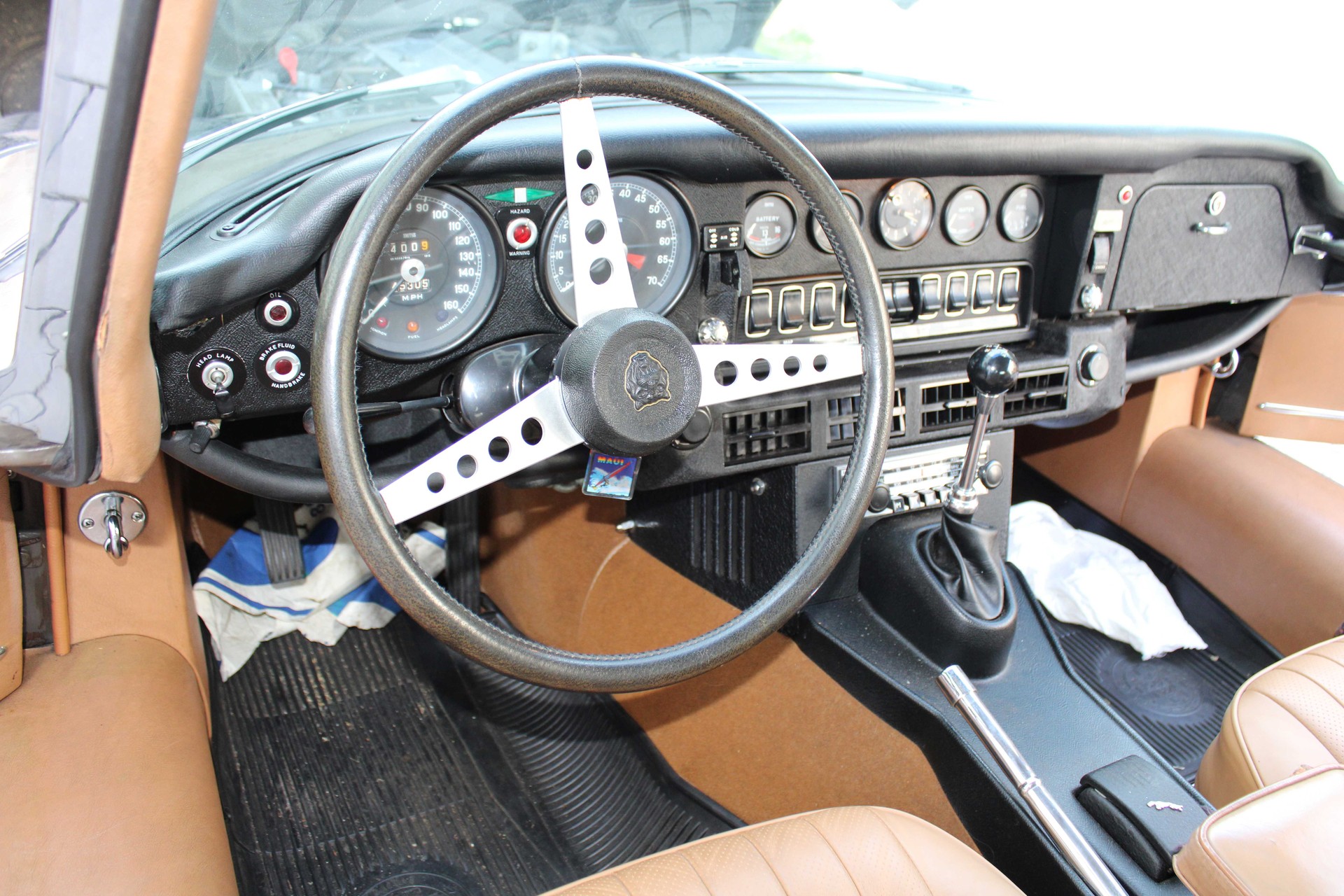JAGUAR XKE V12 COUPE-image-13