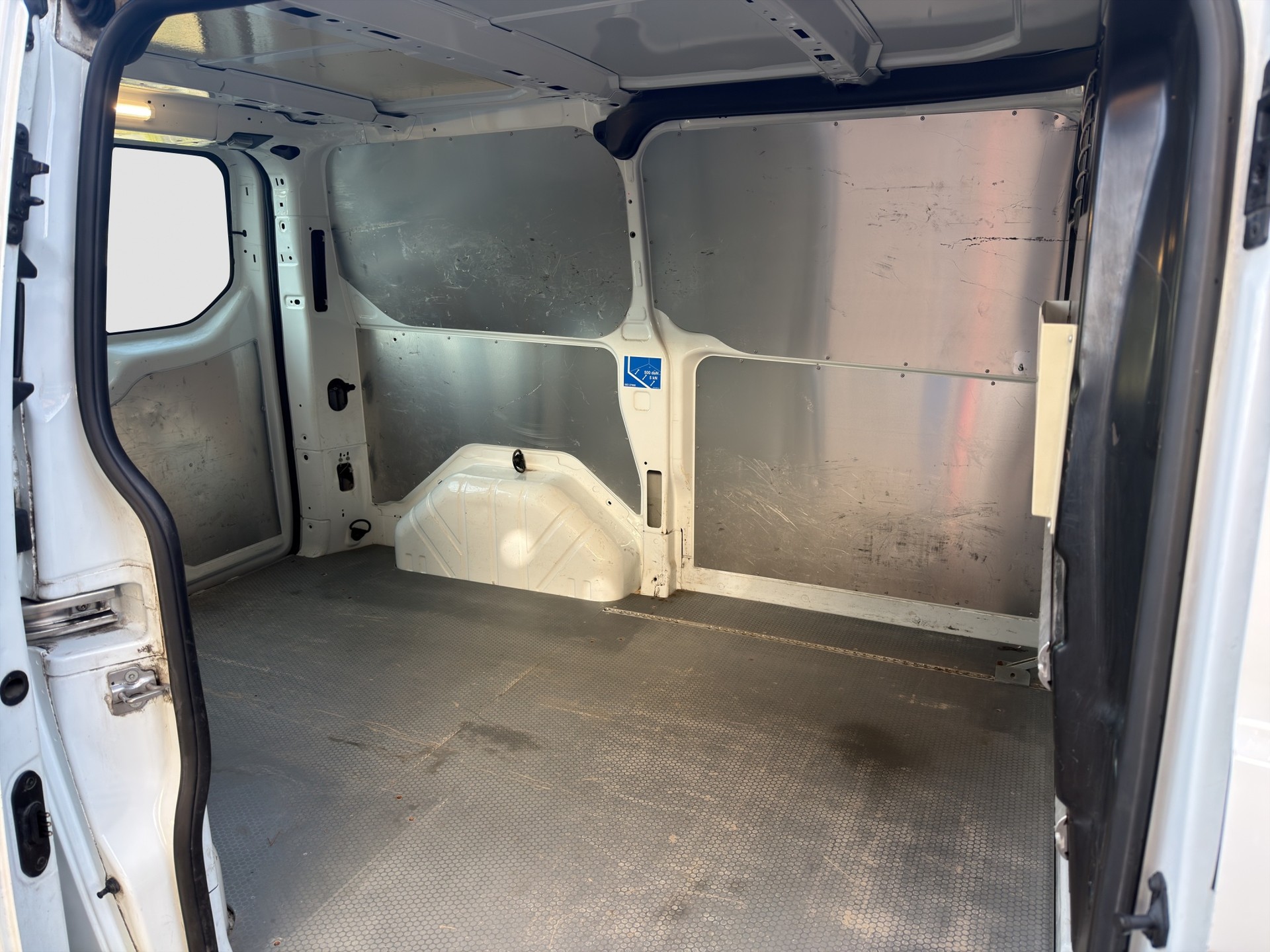 FORD Transit Custom Van 270 L1H1 Startup-image-9