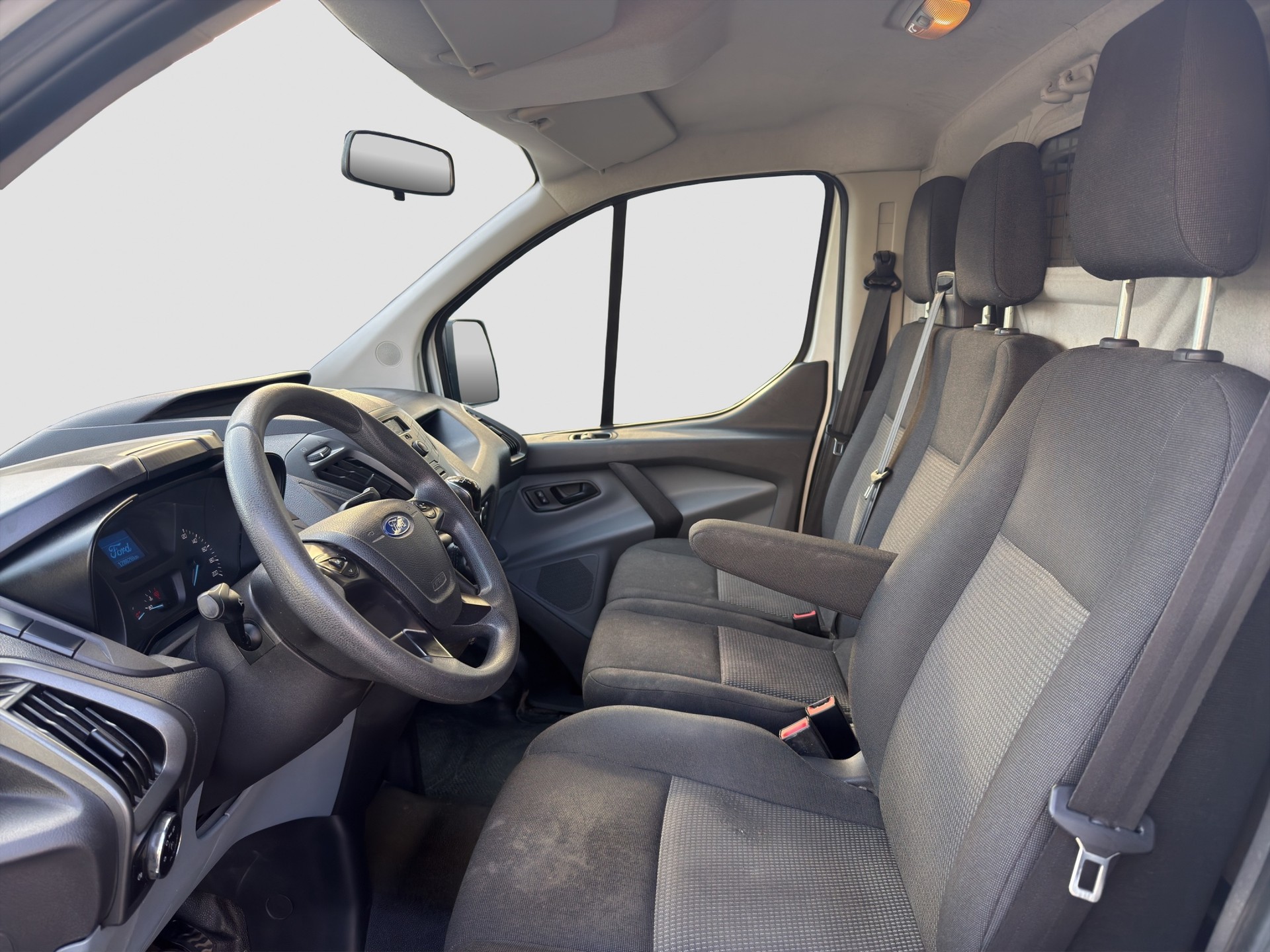 FORD Transit Custom Van 270 L1H1 Startup-image-8