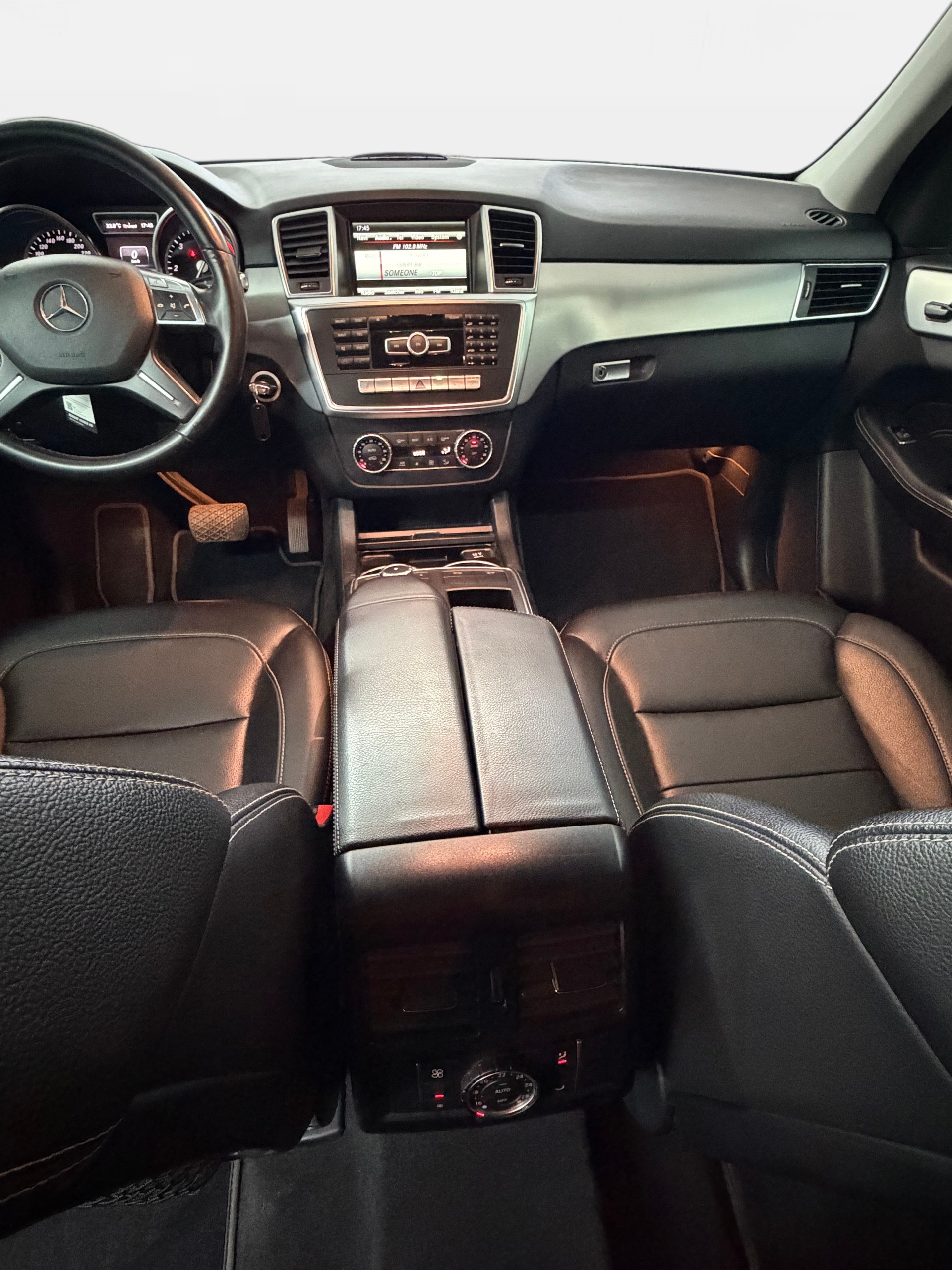 MERCEDES-BENZ ML 350 BlueTEC Executive 4Matic 7G-Tronic-image-10