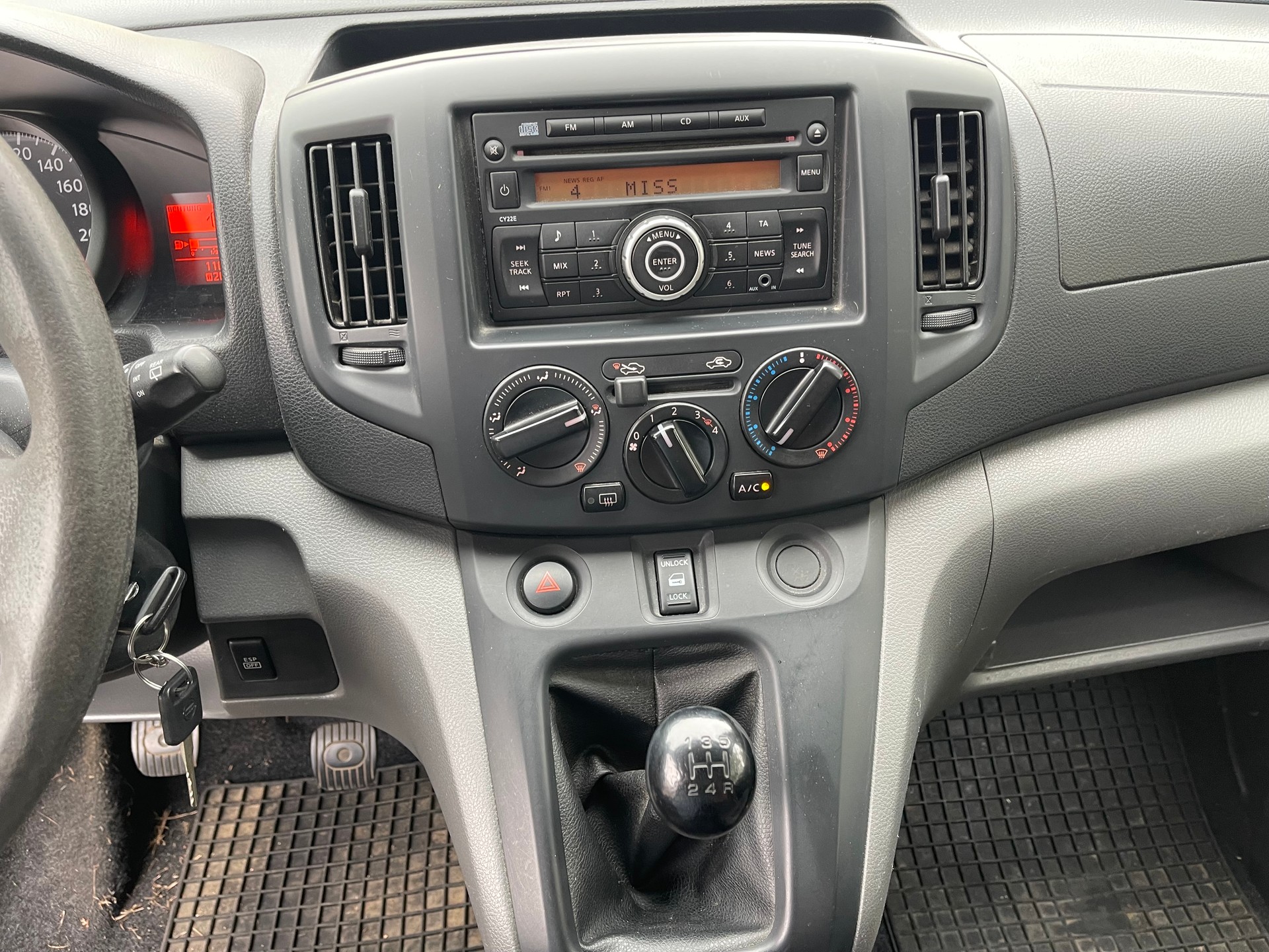 NISSAN NV200 1.6 16V 110 Premium Euro 4-image-11