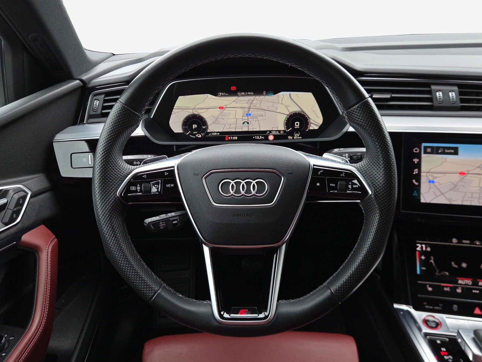 AUDI e-tron S quattro-image-9