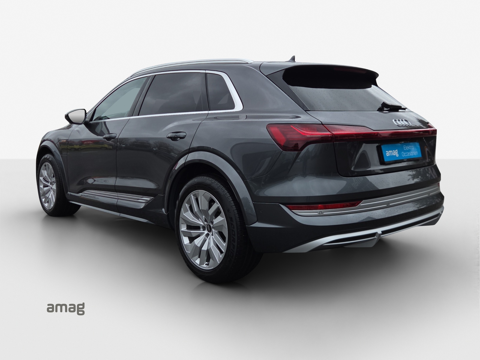 AUDI e-tron S quattro-image-2