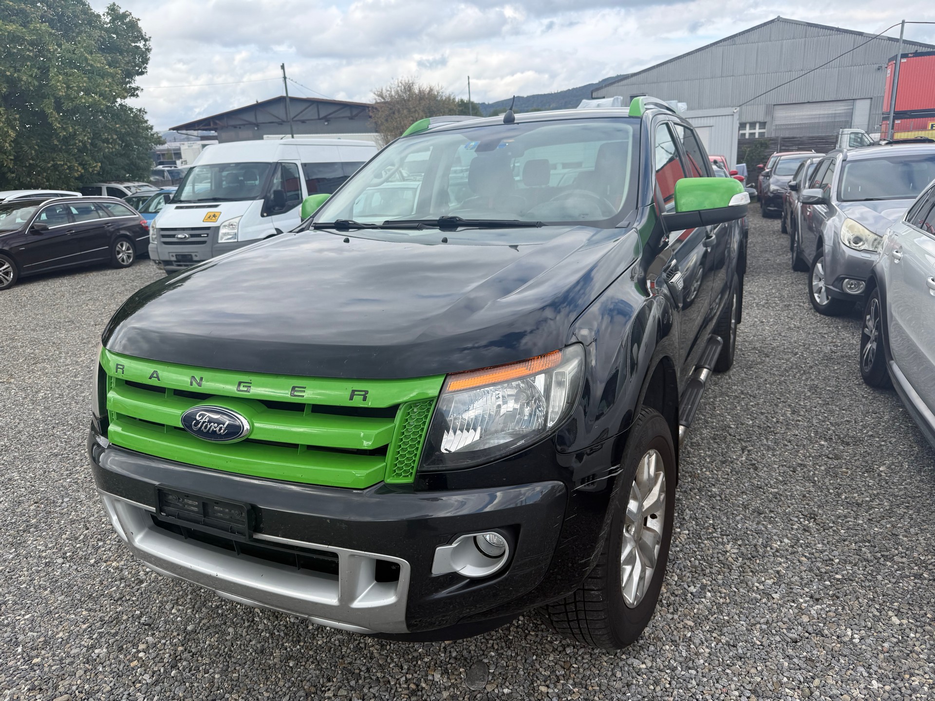 FORD Ranger Wildtrak 3.2 TDCi 4x4 A-image-1