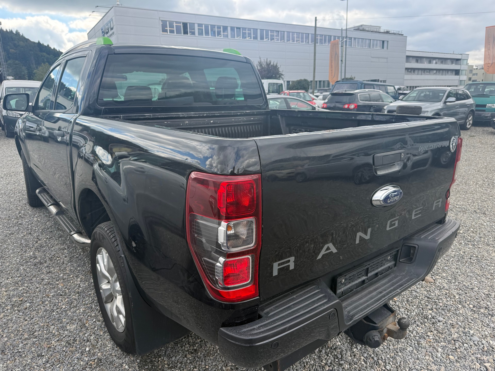 FORD Ranger Wildtrak 3.2 TDCi 4x4 A-image-2