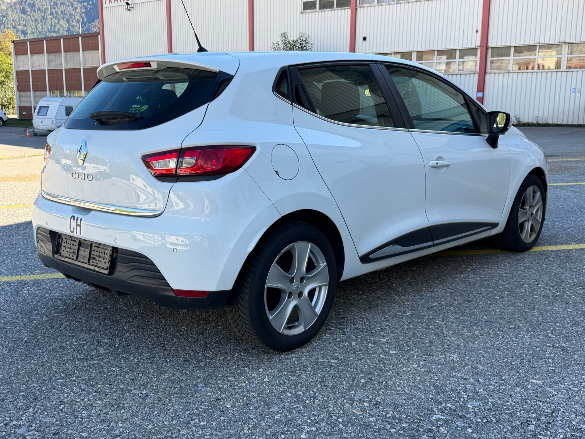 RENAULT Clio 1.2 16V T Dynamique EDC-image-3