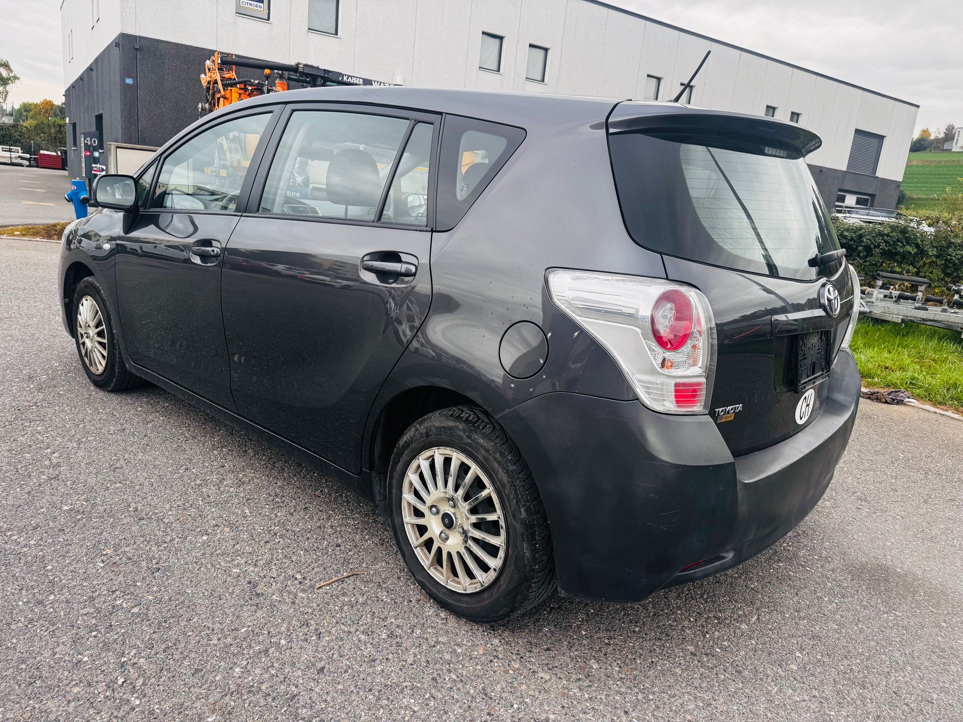 TOYOTA Verso 1.8 Linea Luna-image-9