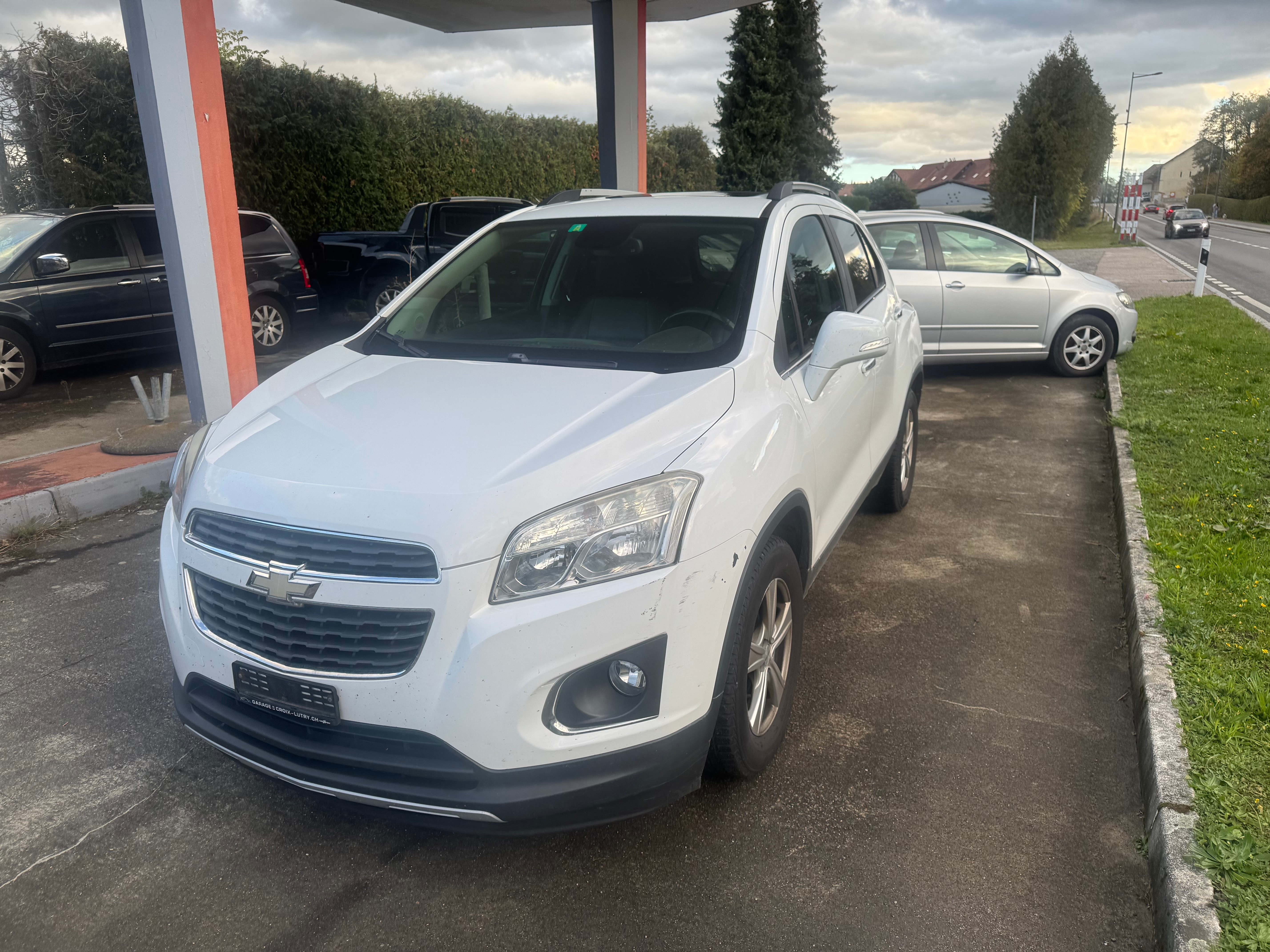 Car photo
