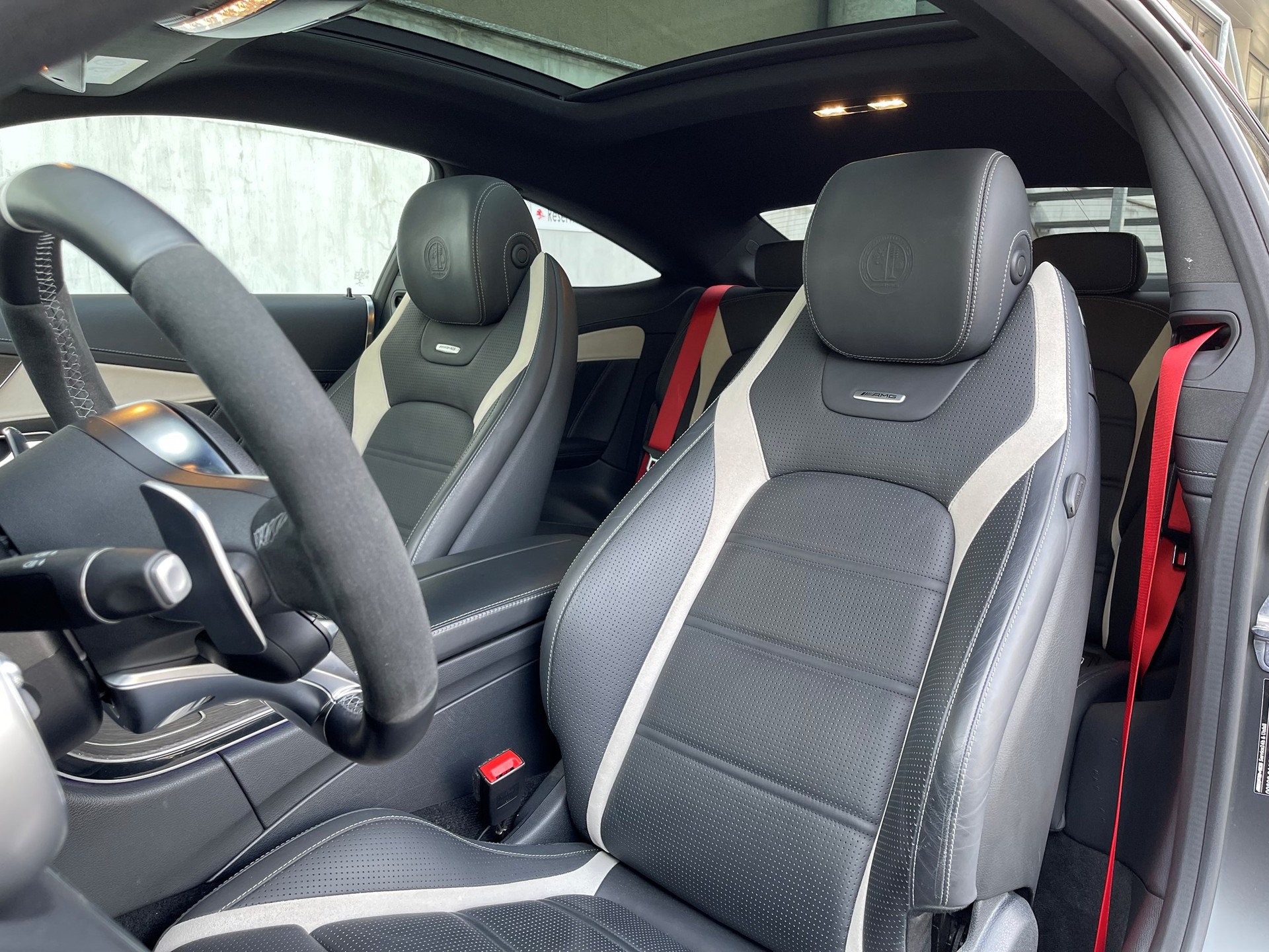MERCEDES-BENZ C 63 S AMG 9G-tronic-image-12
