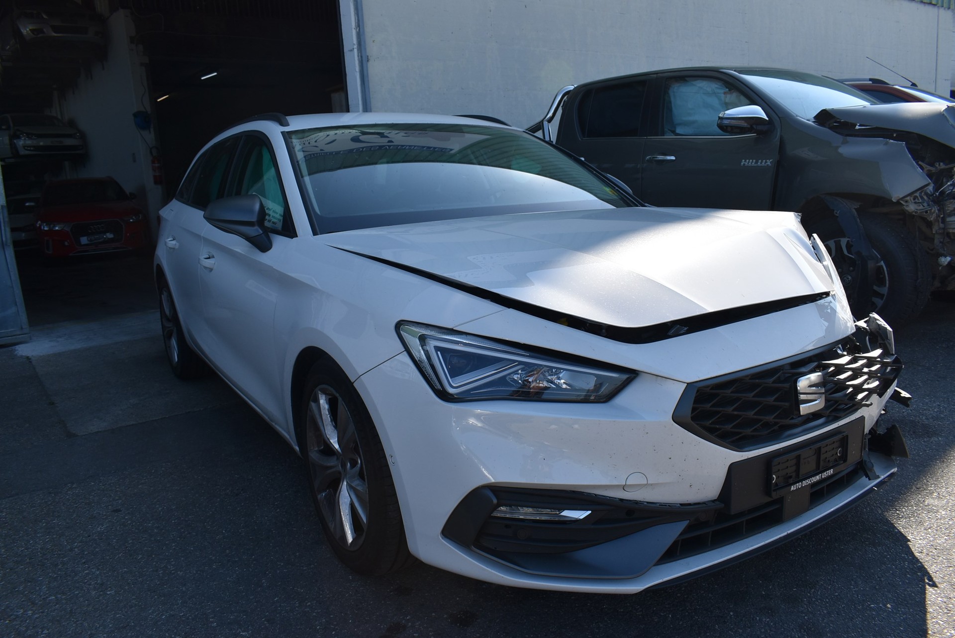 SEAT Leon ST 2.0 TDI EVO DSG FR-image-0
