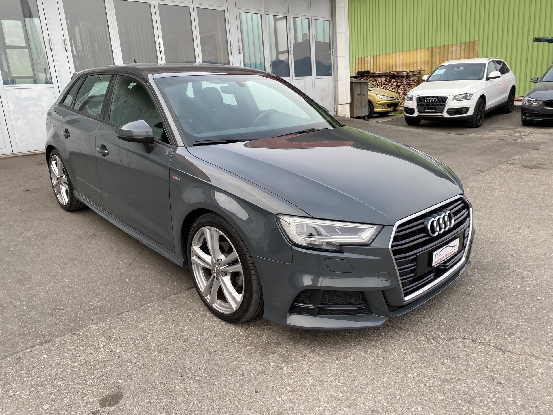 AUDI A3 Sportback 30 TDI Sport S-tronic-image-2
