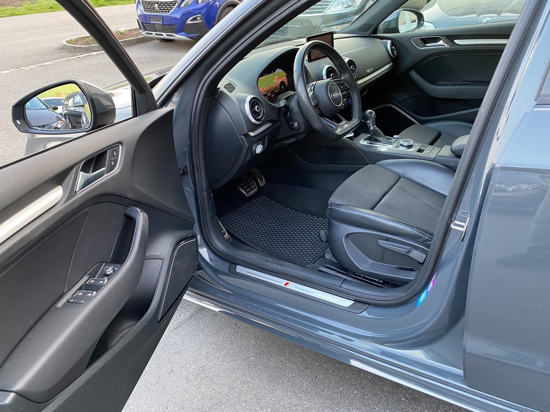 AUDI A3 Sportback 30 TDI Sport S-tronic-image-7