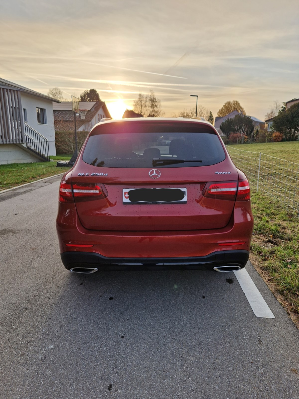 MERCEDES-BENZ GLC 250 d AMG Line 4Matic 9G-Tronic-image-1