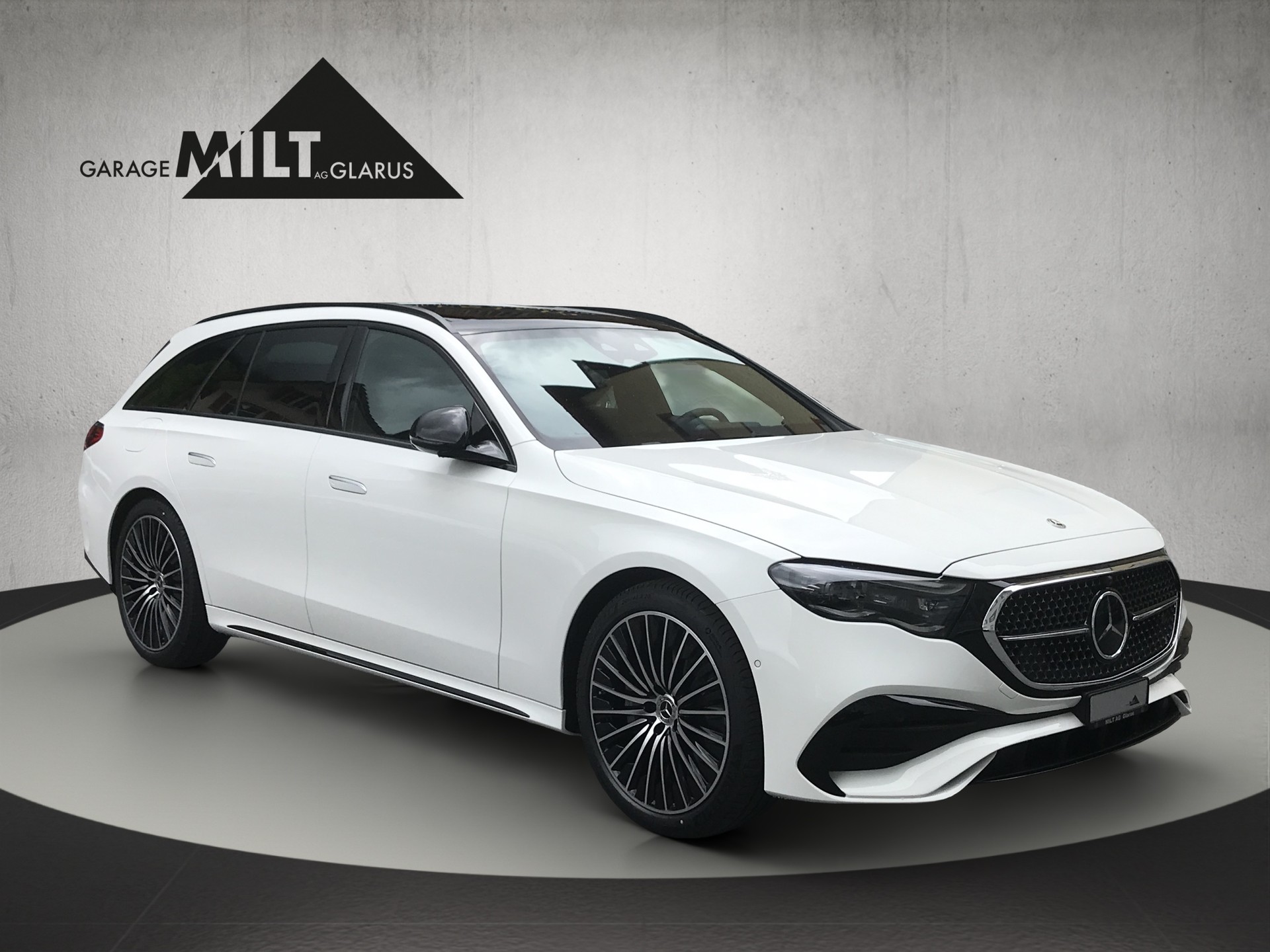 MERCEDES-BENZ E 220 d T 4Matic 9G-Tronic-image-6
