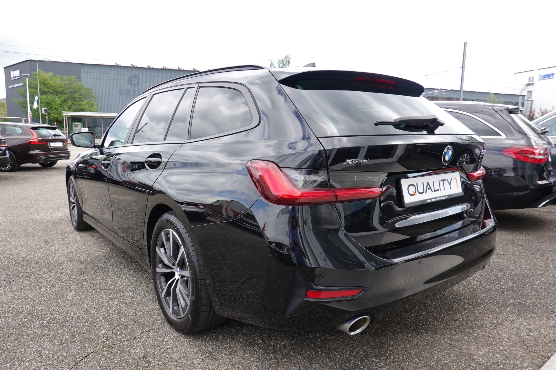 BMW 330i - TOURING - XDRIVE - "ADVANTAGE" - STEPTRONIC - 258 PS-image-1