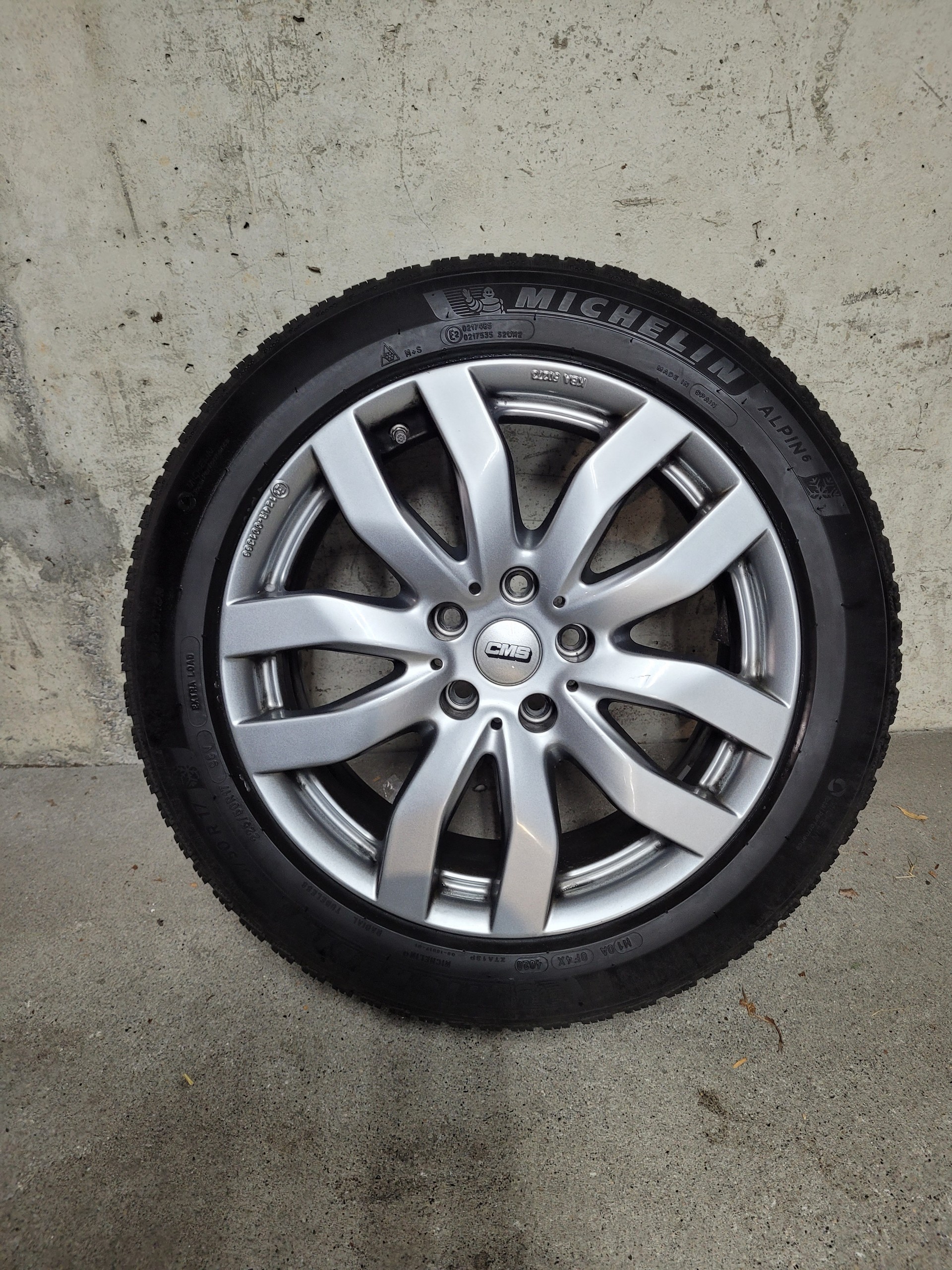 BMW 330i - TOURING - XDRIVE - "ADVANTAGE" - STEPTRONIC - 258 PS-image-8
