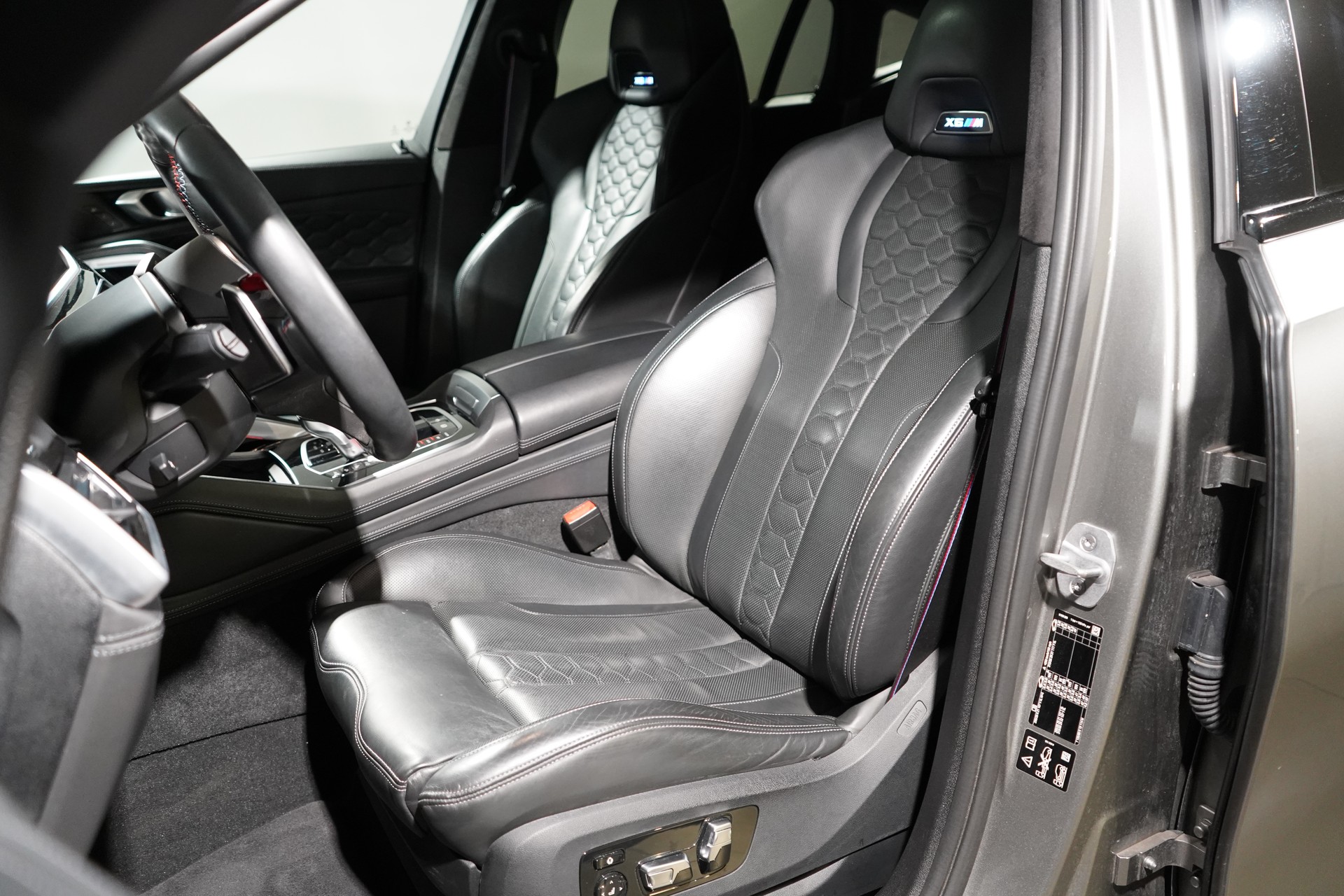 BMW X6M Competition / CH-Fahrzeug-image-5