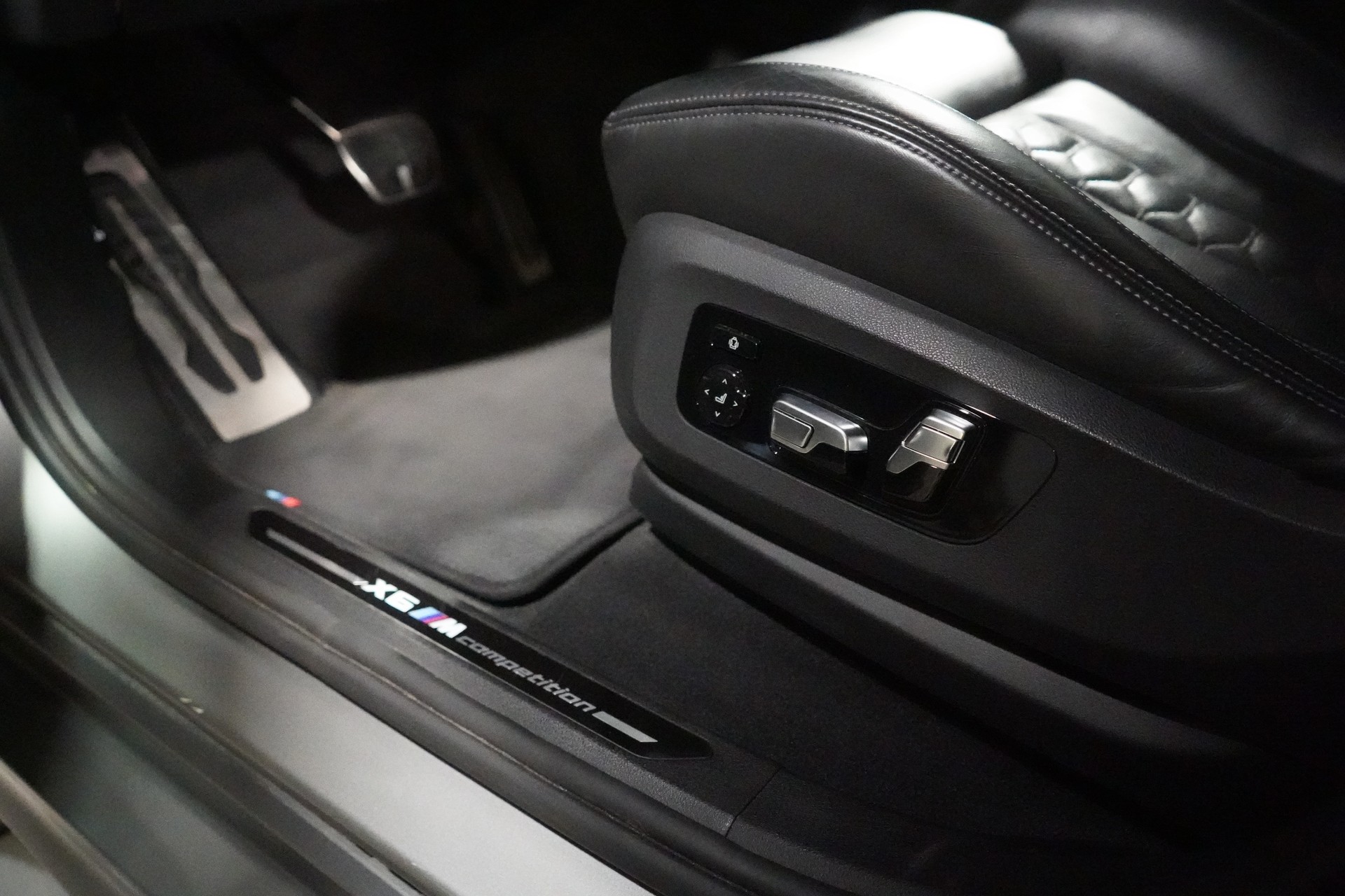 BMW X6M Competition / CH-Fahrzeug-image-14