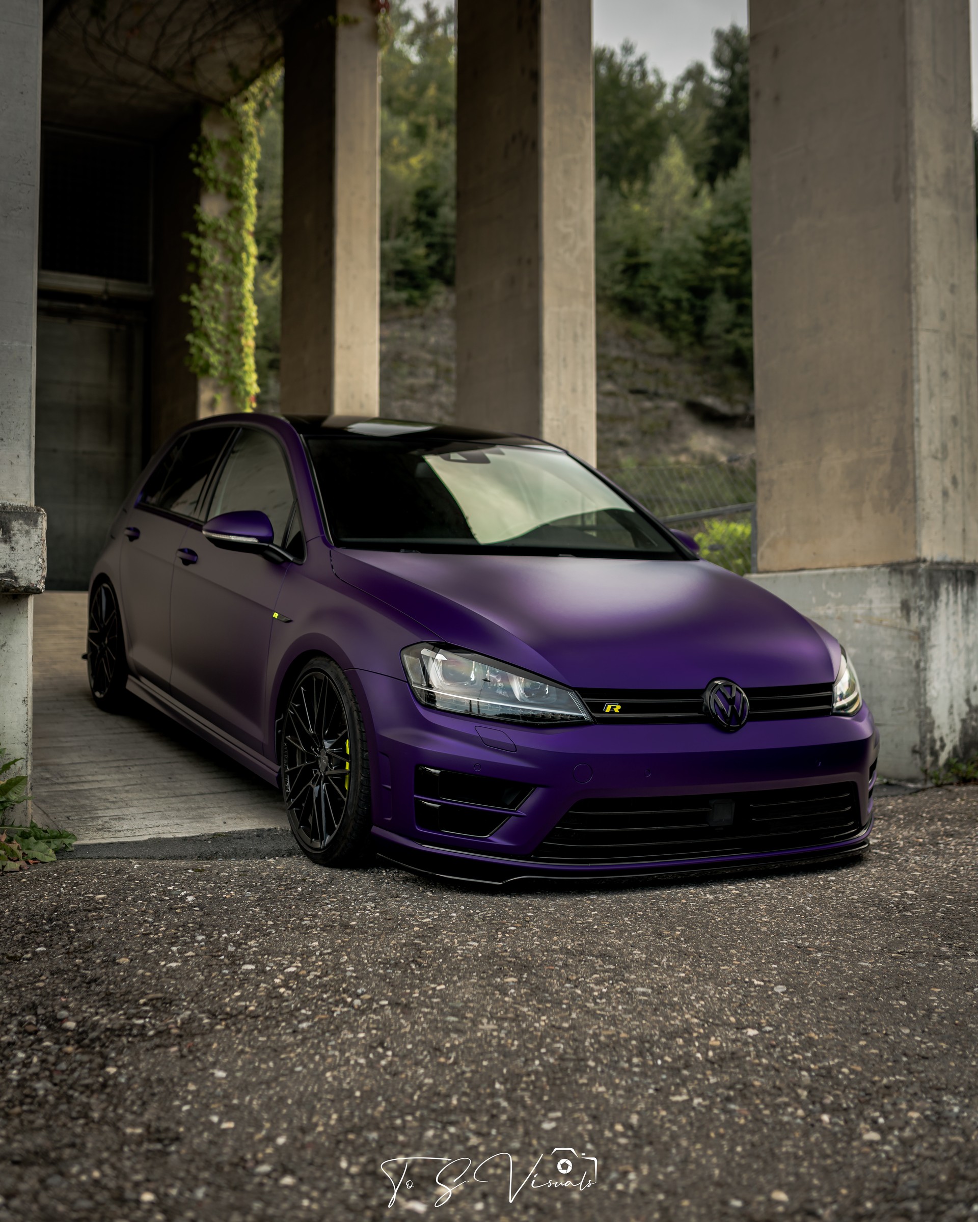 VW Golf 2.0 TSI R 4Motion DSG-image-0