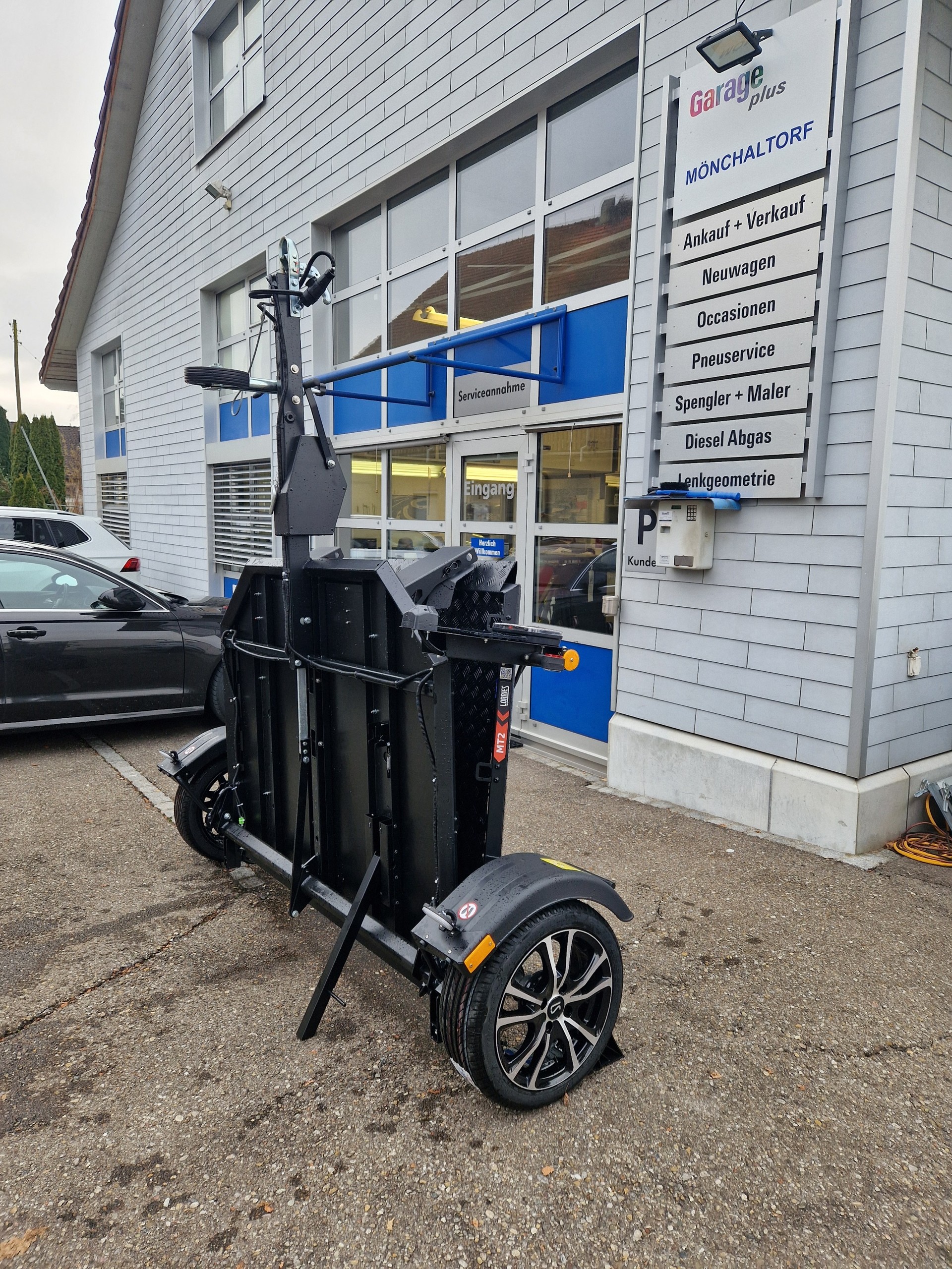 LORRIES MT2 750kg Black Edition Motorradanhänger absenkbar Modelljahr 2026-image-9