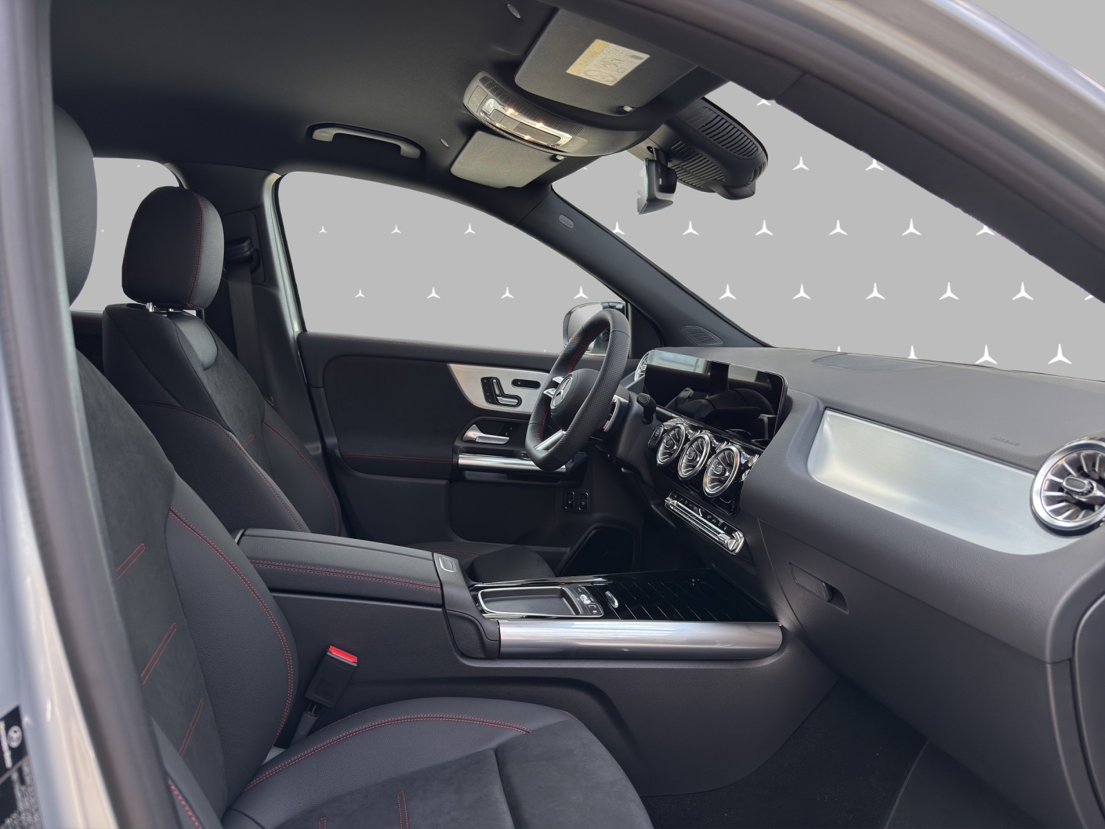 MERCEDES-BENZ GLA 250 e 8G-DCT-image-10