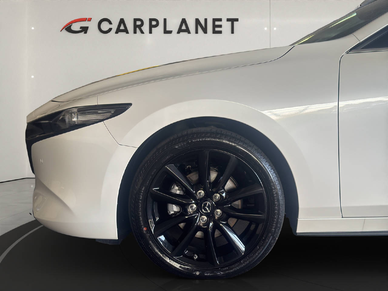 MAZDA 3 Hatchback 2.0 186 PS Exclusive-Line AWD Automat-image-3