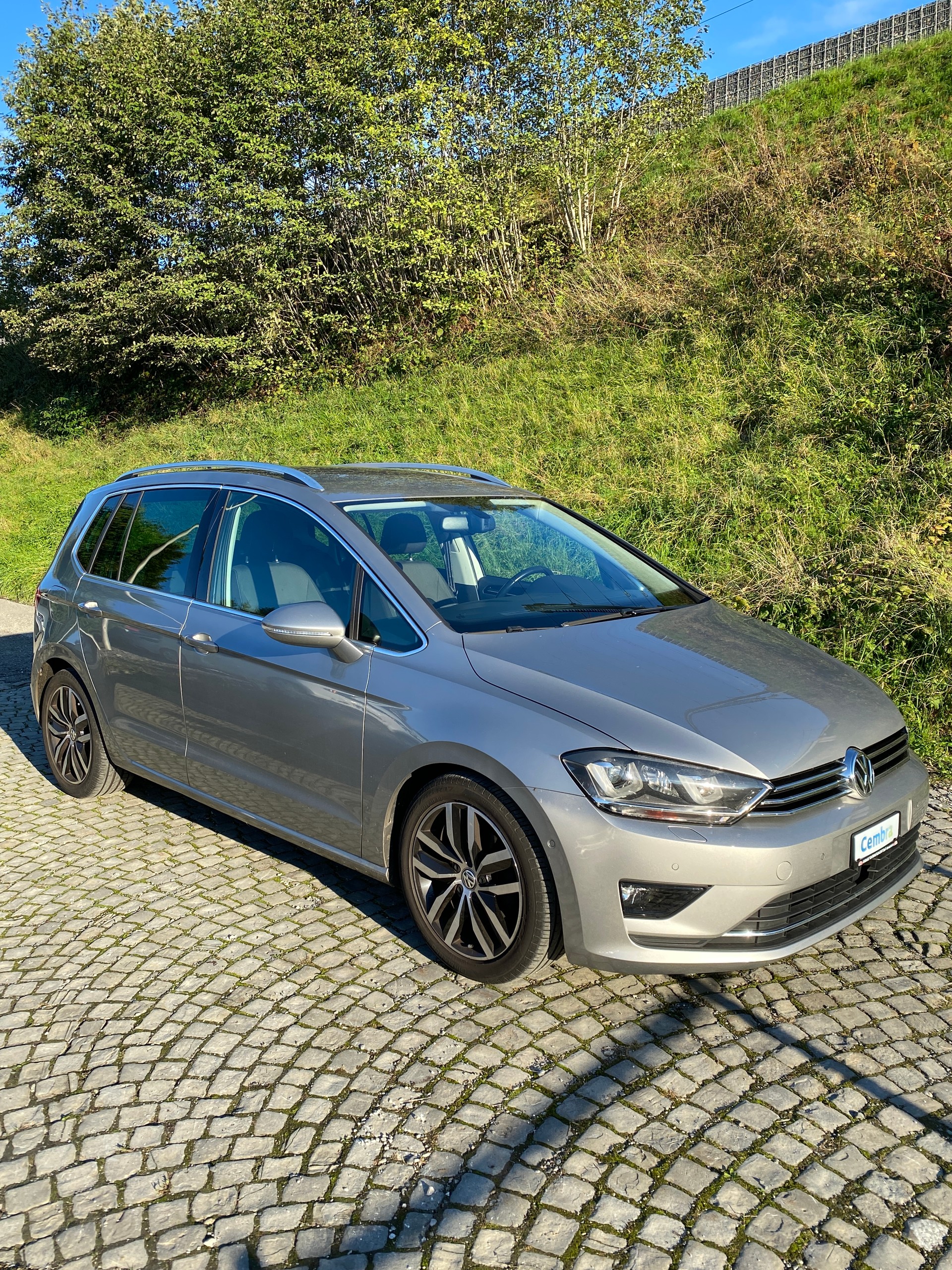 VW Golf Sportsvan 1.4 TSI Highline DSG-image-10