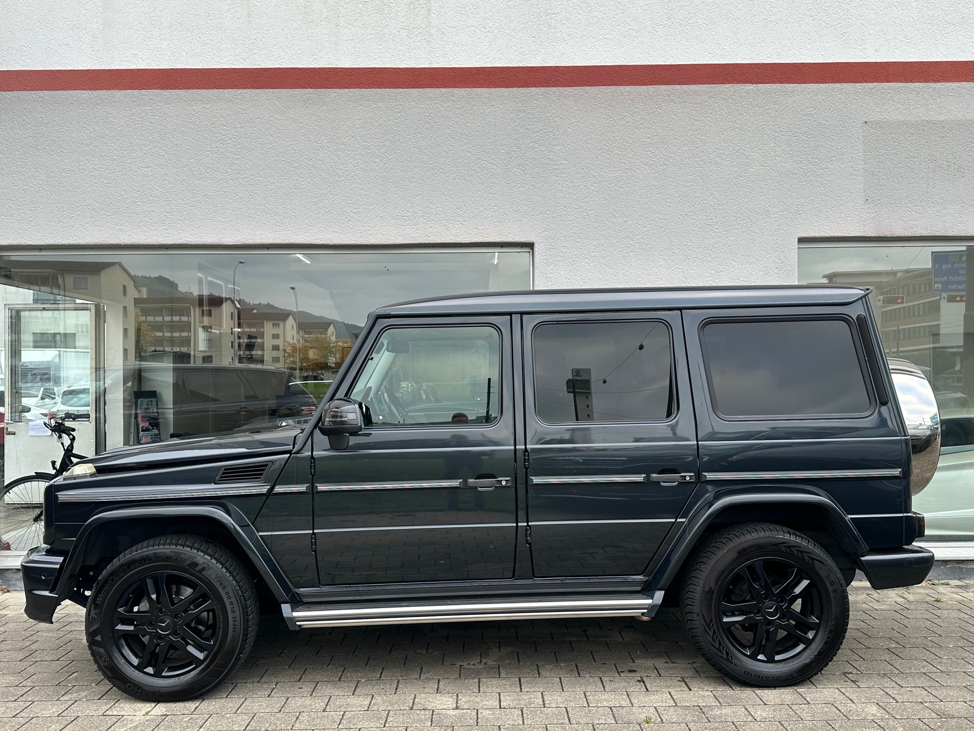MERCEDES-BENZ G 350 BlueTEC 7G-Tronic-showroom-element-2