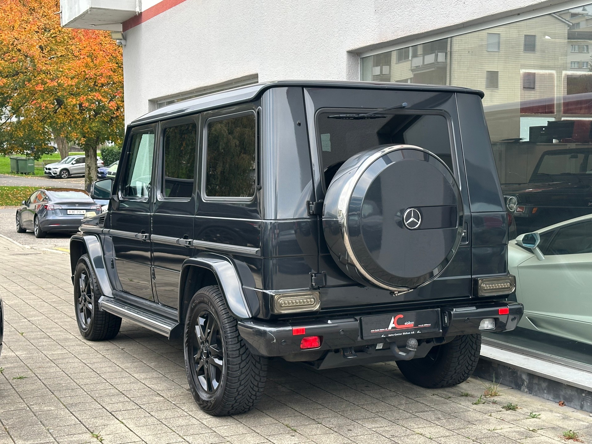 MERCEDES-BENZ G 350 BlueTEC 7G-Tronic-showroom-element-1
