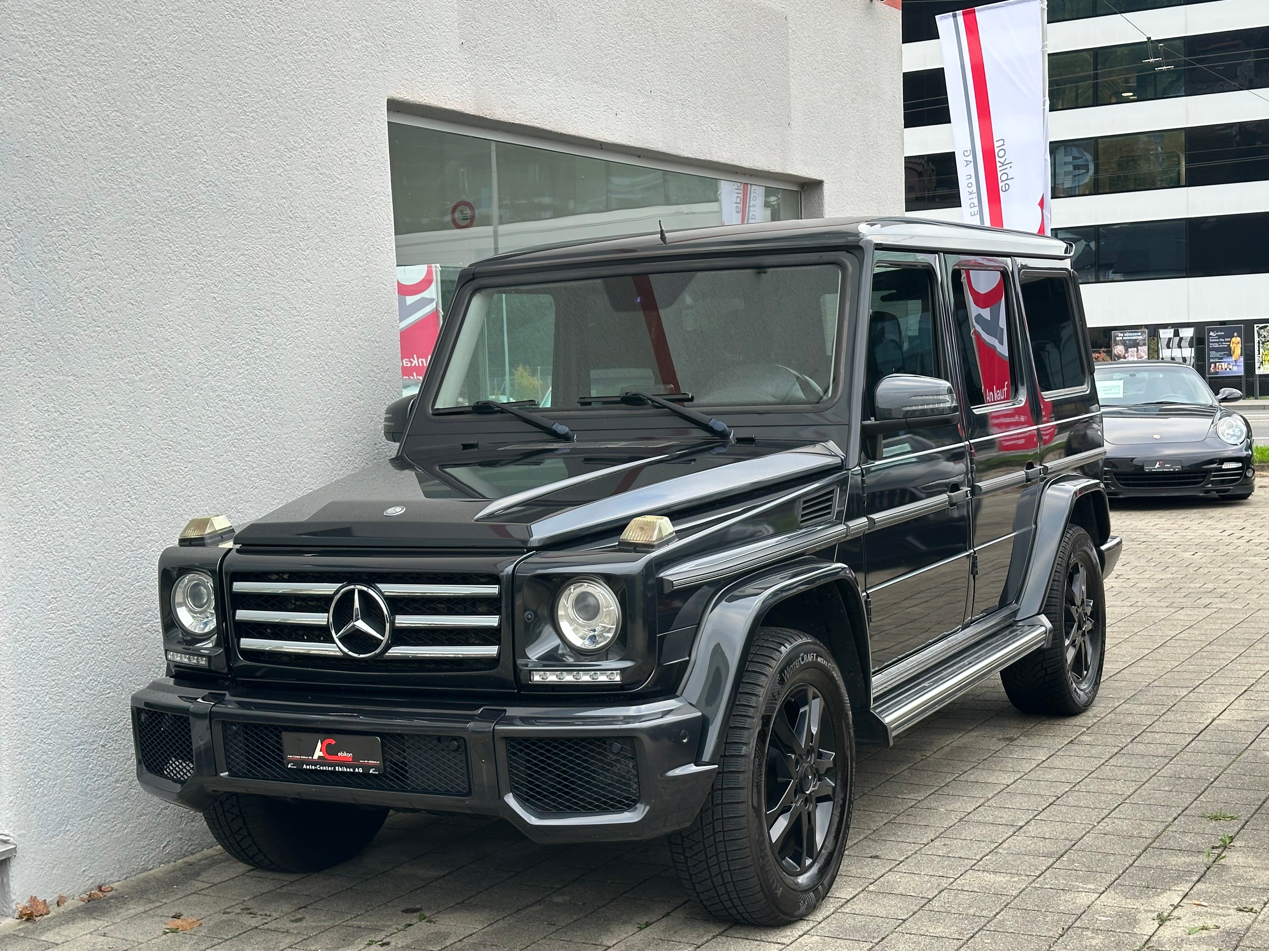 Car photo