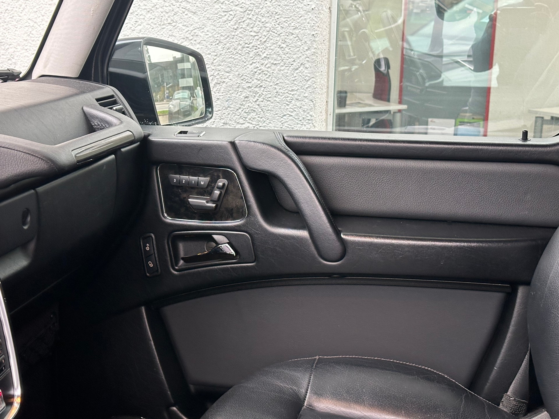 MERCEDES-BENZ G 350 BlueTEC 7G-Tronic-image-9