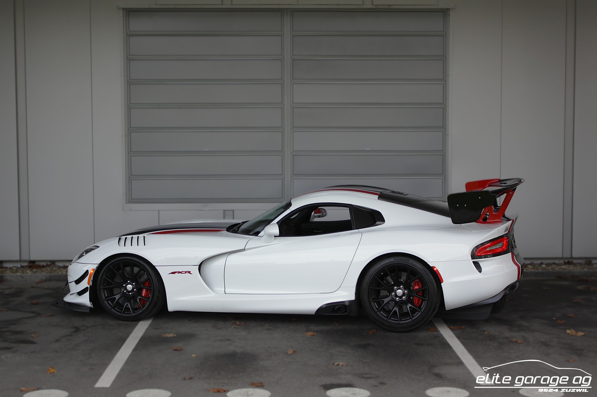 DODGE Viper ACR EXTREME V10 8.4L-image-2