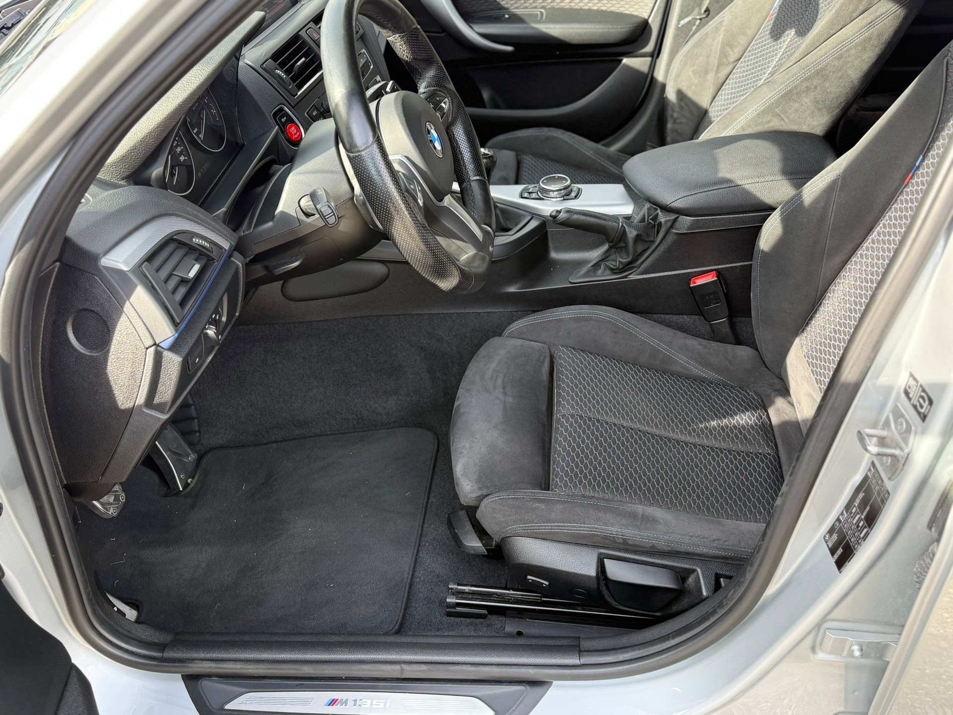 BMW M135i-image-11