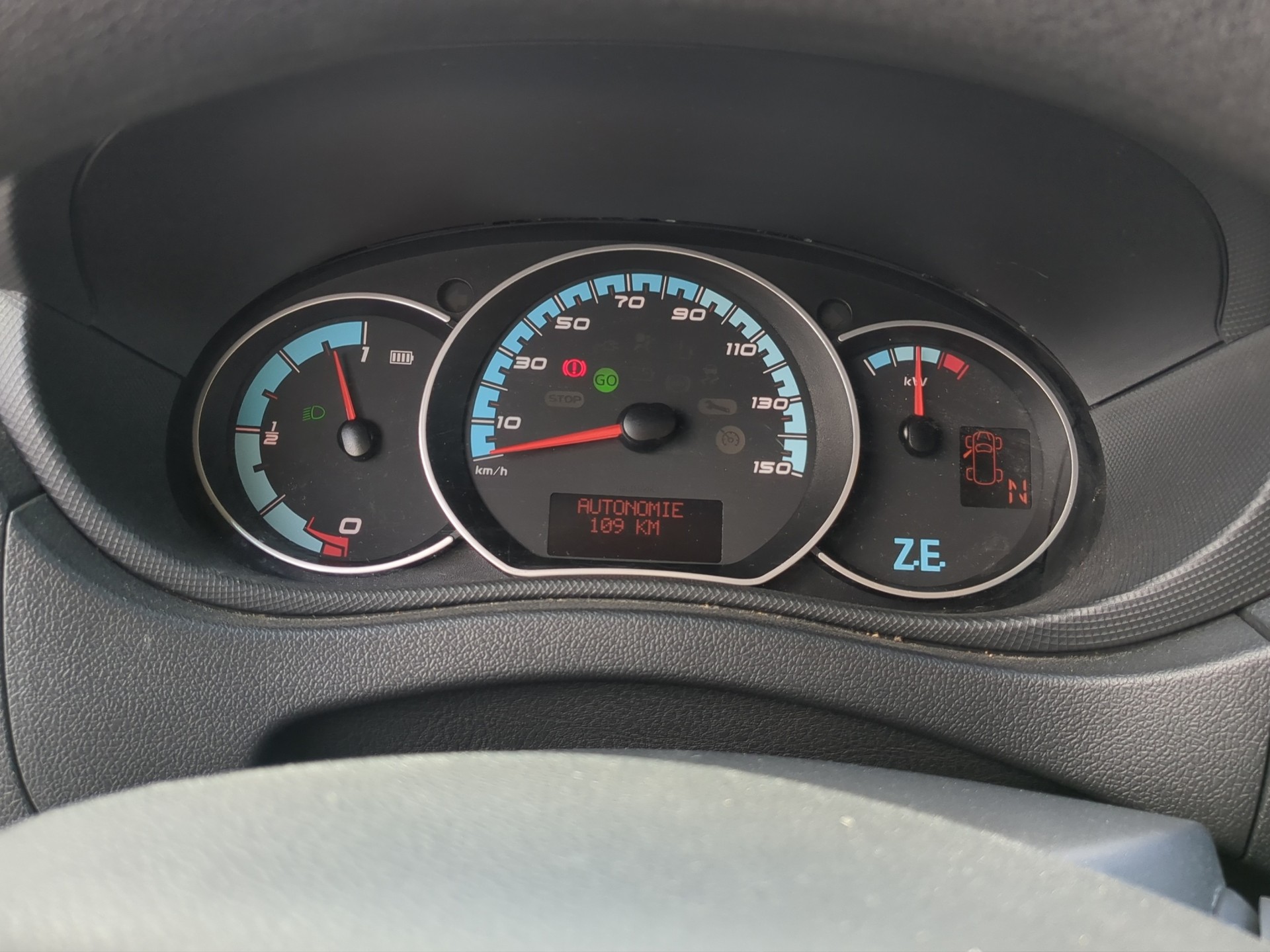 RENAULT Master Z.E. 33 R75 L3H2-image-10