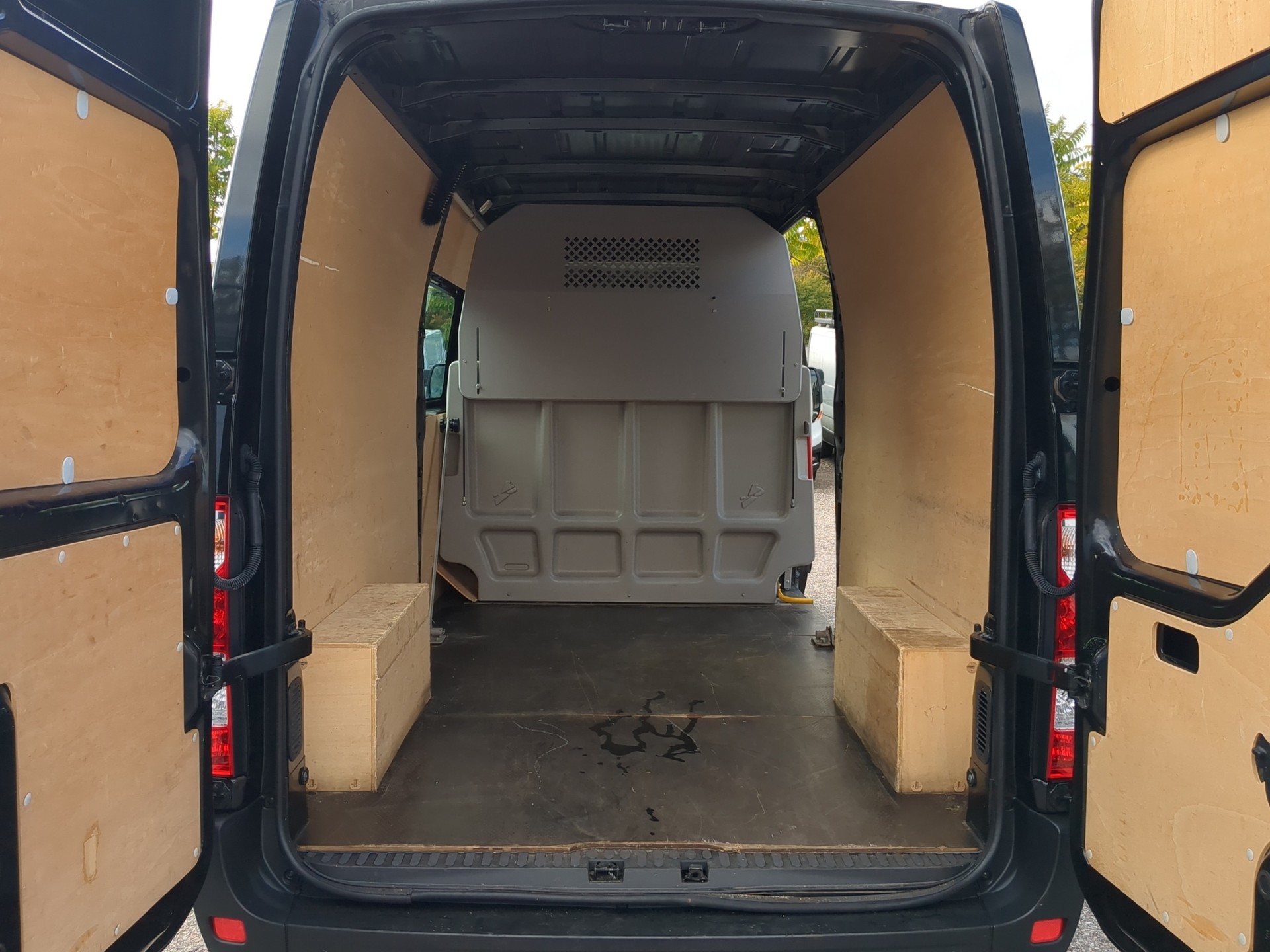 RENAULT Master Z.E. 33 R75 L3H2-image-16
