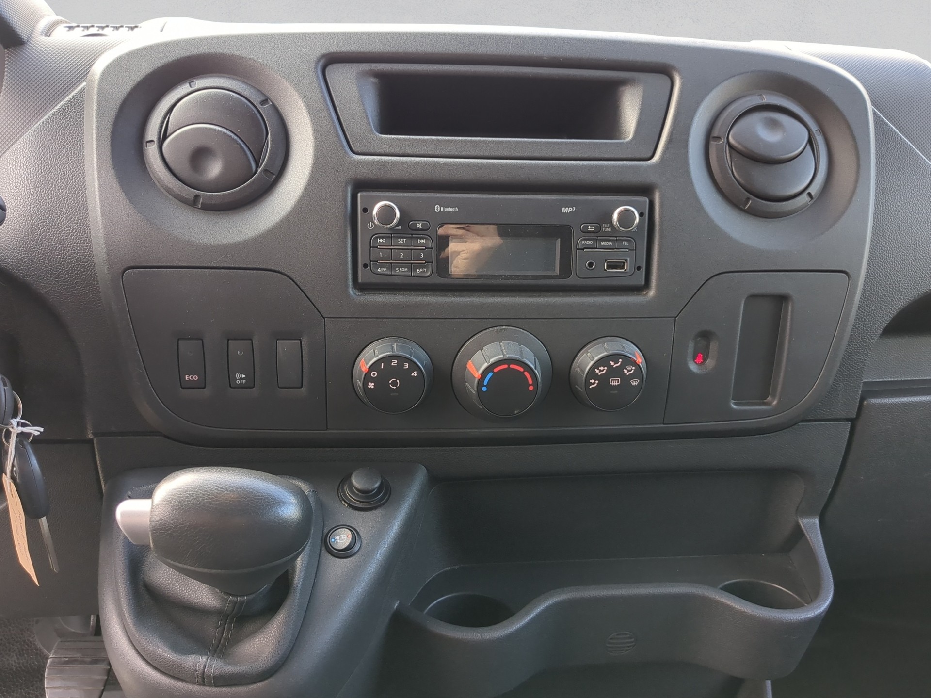RENAULT Master Z.E. 33 R75 L3H2-image-11