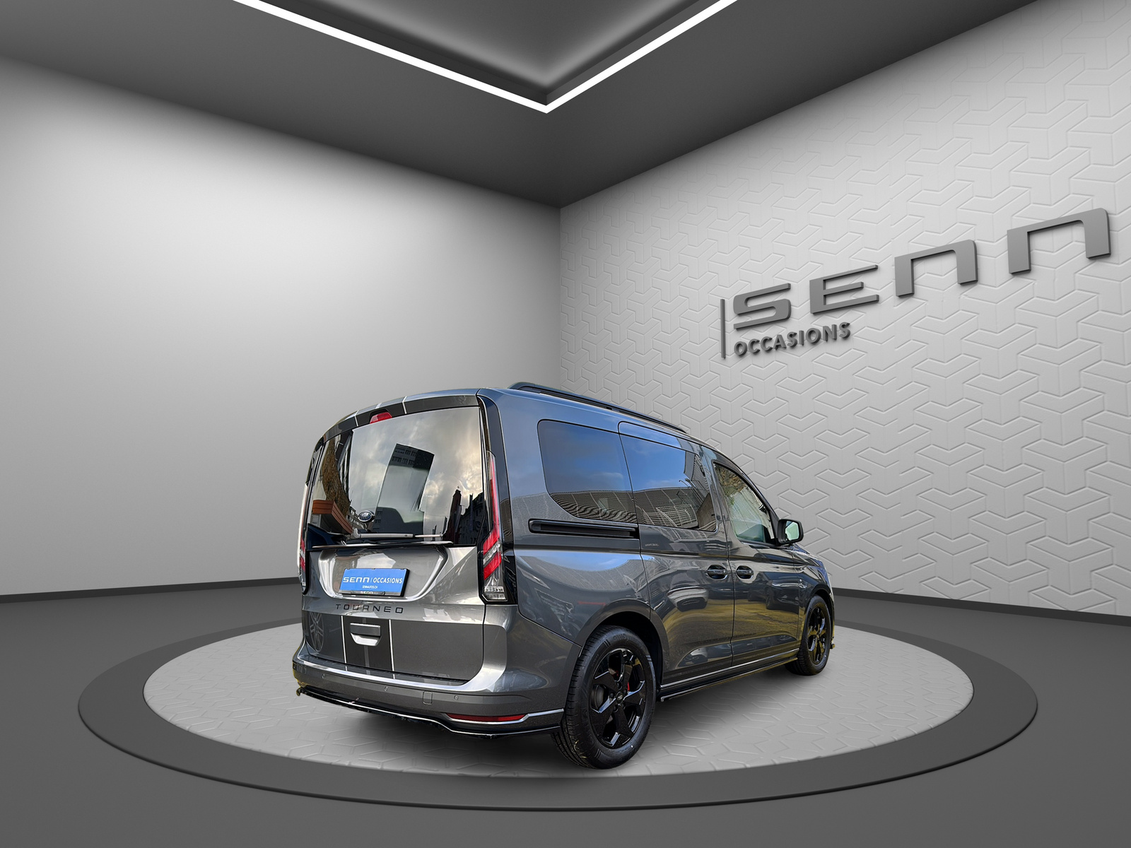 FORD Tourneo Connect 2.0 EcoBlue Titanium Automat-image-5