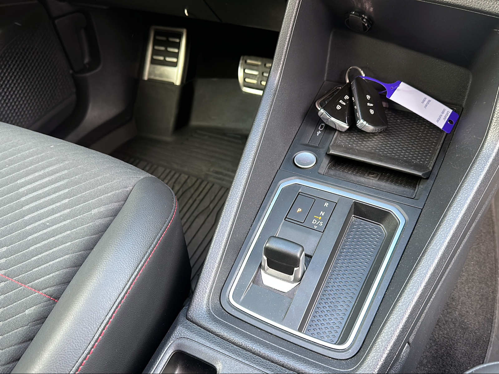 FORD Tourneo Connect 2.0 EcoBlue Titanium Automat-image-14