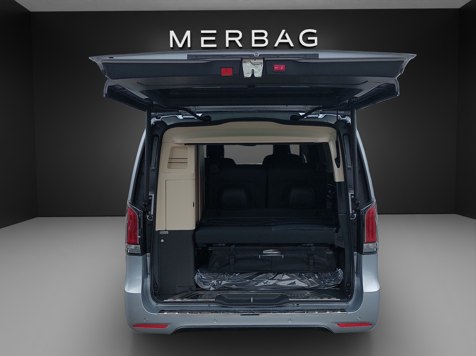MERCEDES-BENZ Marco Polo 300 d 4M Automat-image-10