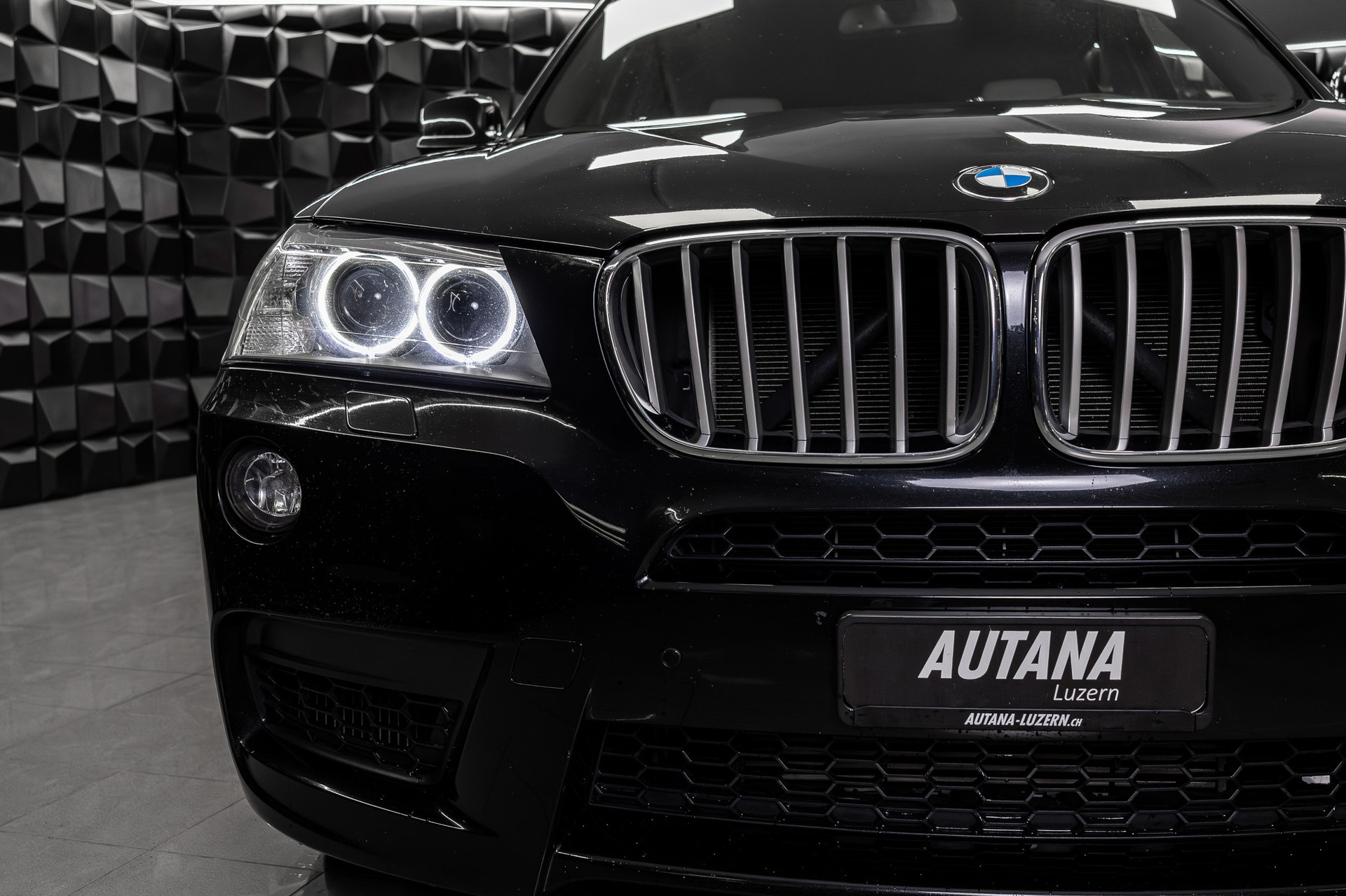 BMW X3 xDrive 35d M-Sport-image-12