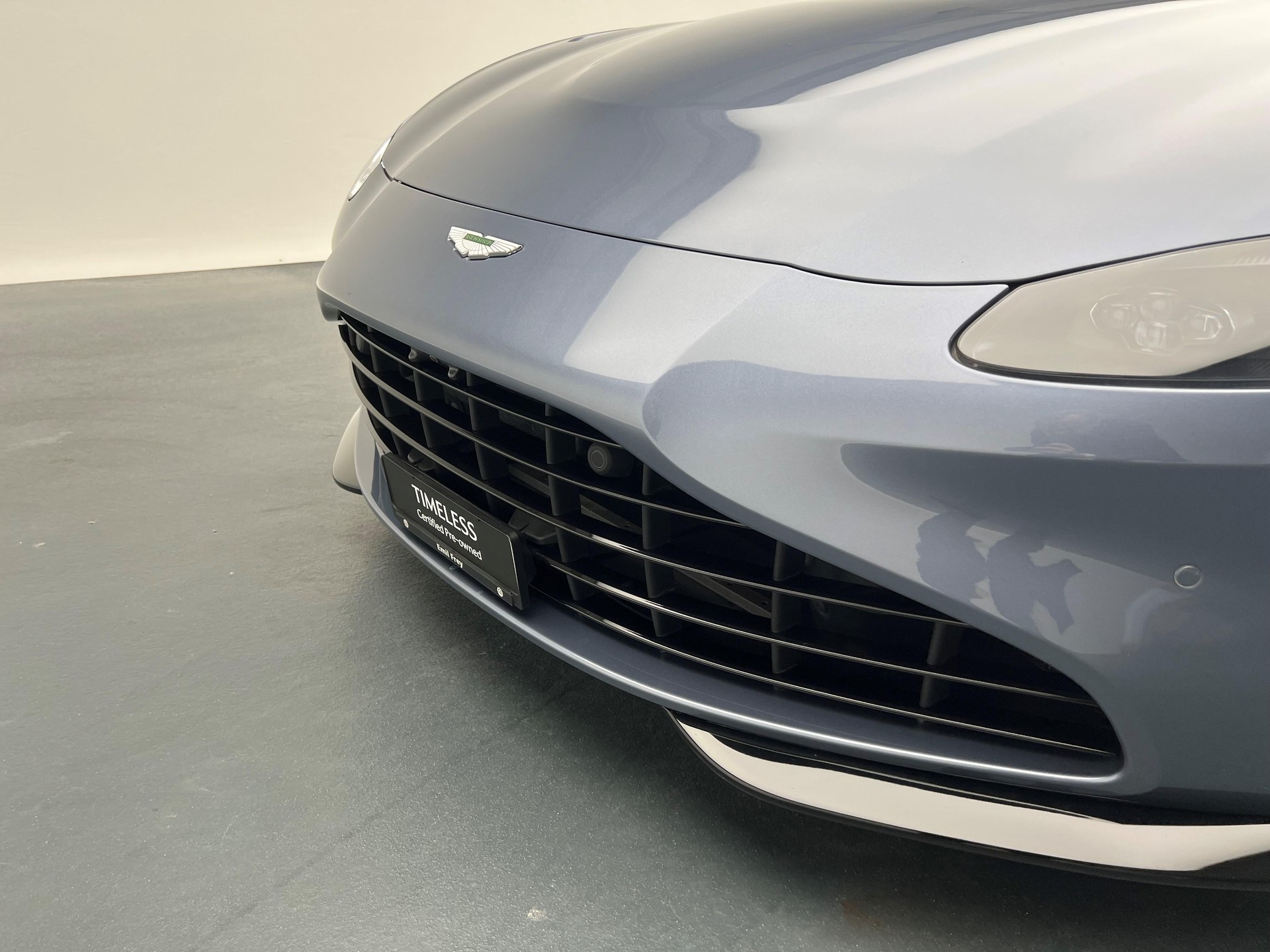 ASTON MARTIN V8 Vantage Coupé 4.0 V8 Bi-Turbo-image-11